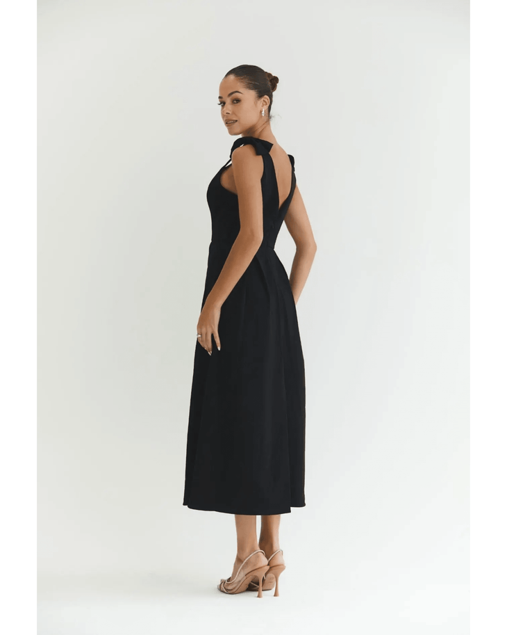 Bowie Black Dress - Endless - UAE Rental and Resale for Women's Fashion