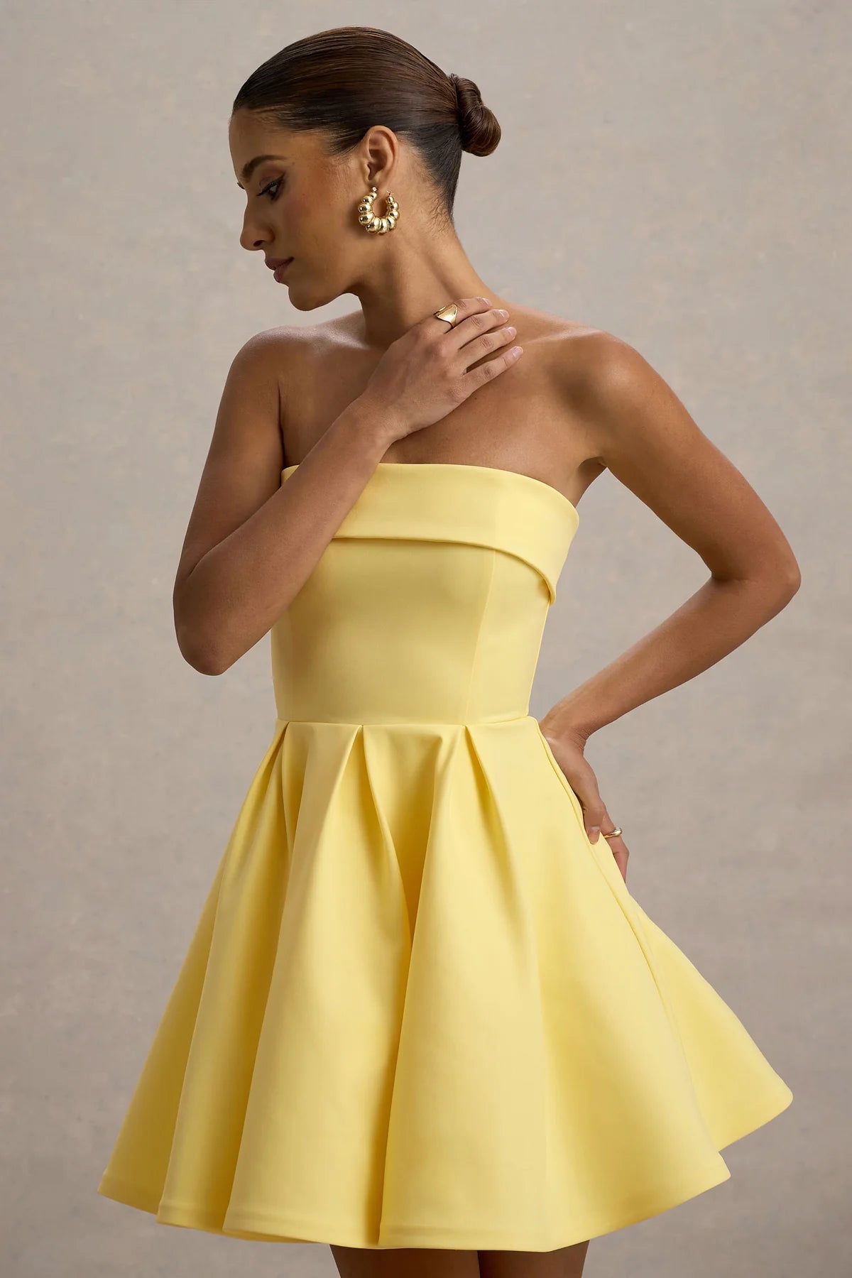 Bruna Lemon Bandeau Skater Mini Dress - Endless - UAE Rental and Resale for Women's Fashion
