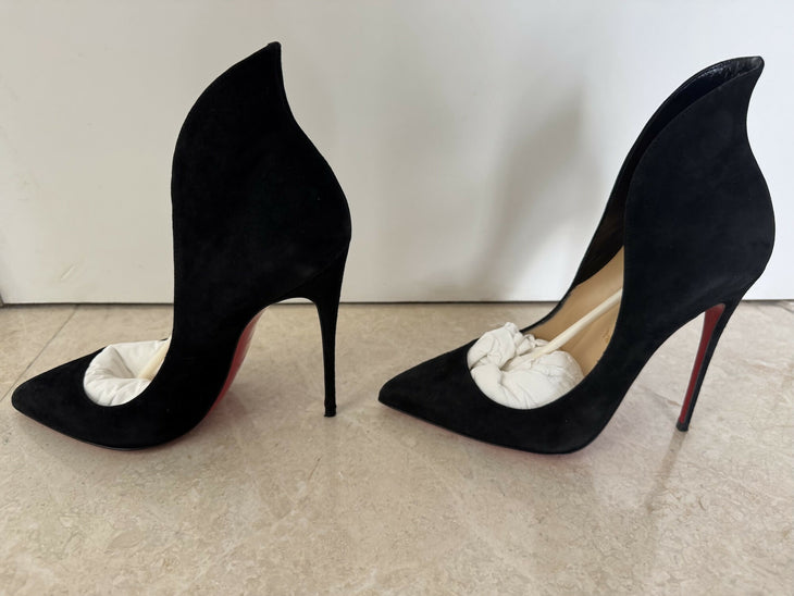 Black suede pointed-toe pumps with cream insoles and tan leather interior — Endless | Endless UAE