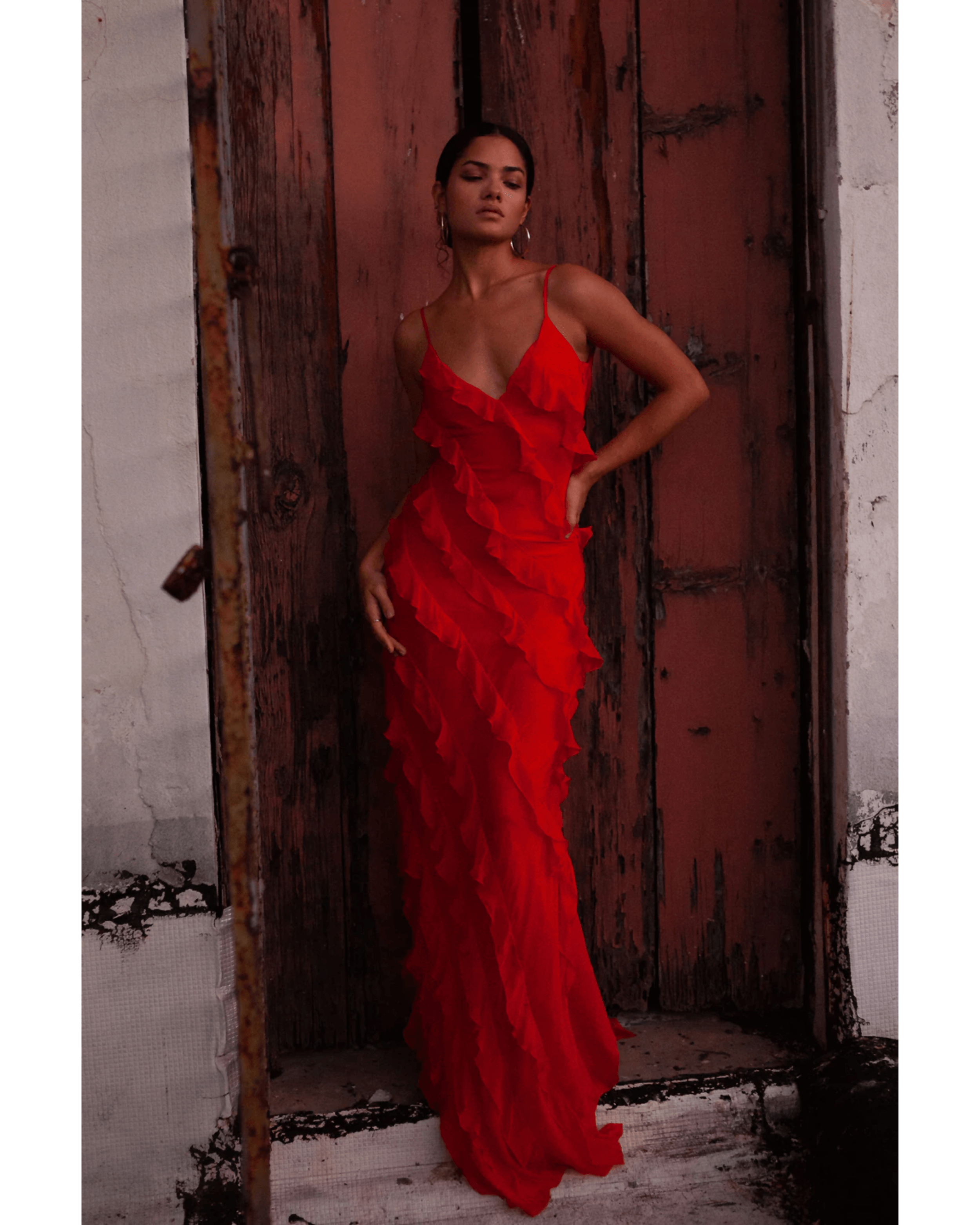 Cecelia Dress Red - Endless - UAE Rental and Resale for Women's Fashion