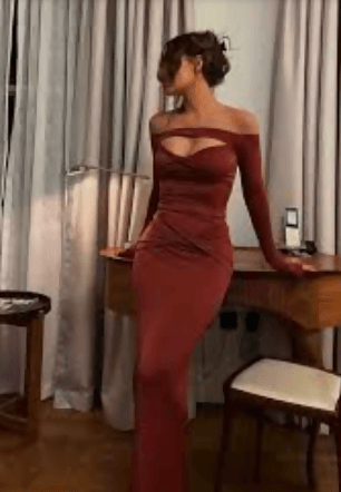 Ceri Set - Endless - UAE Rental and Resale for Women's Fashion