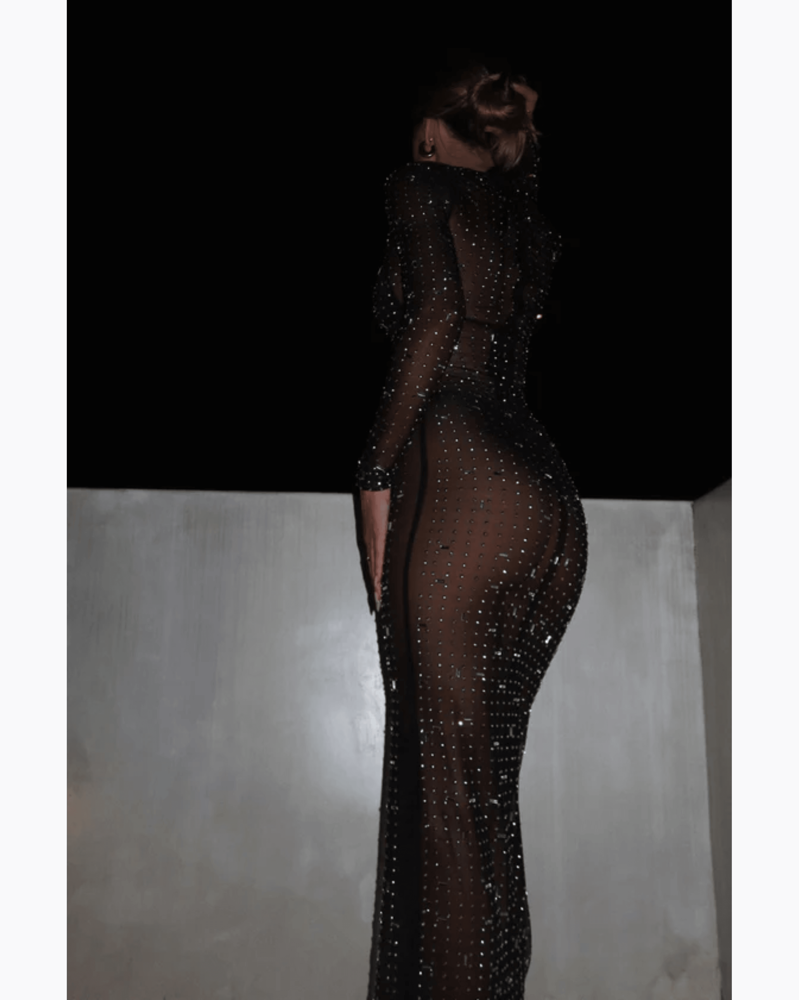 Ciaran Long Sleeve Maxi Dress - Endless - UAE Rental and Resale for Women's Fashion