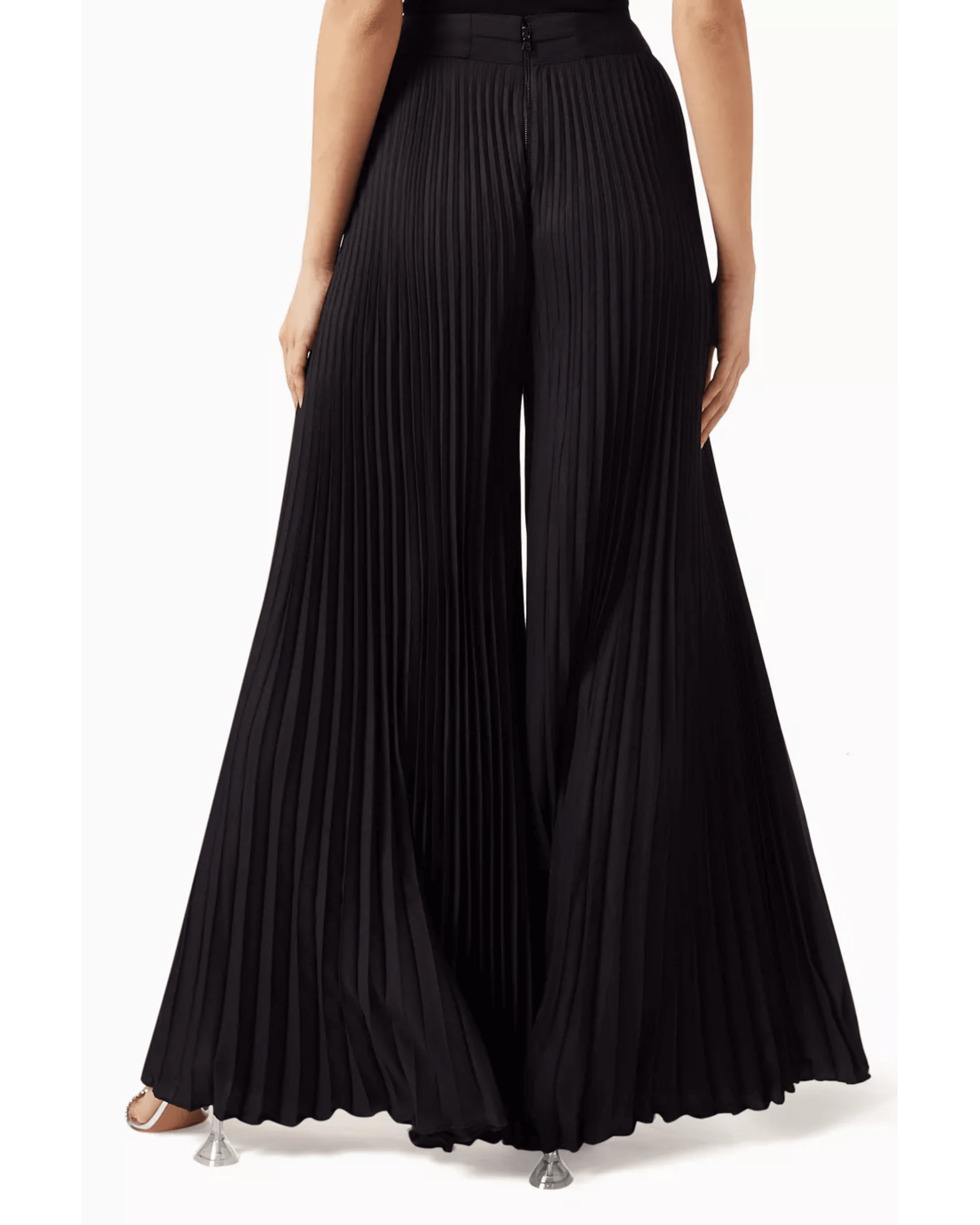 Copen Pants in Crepe - Endless - UAE Rental and Resale for Women's Fashion