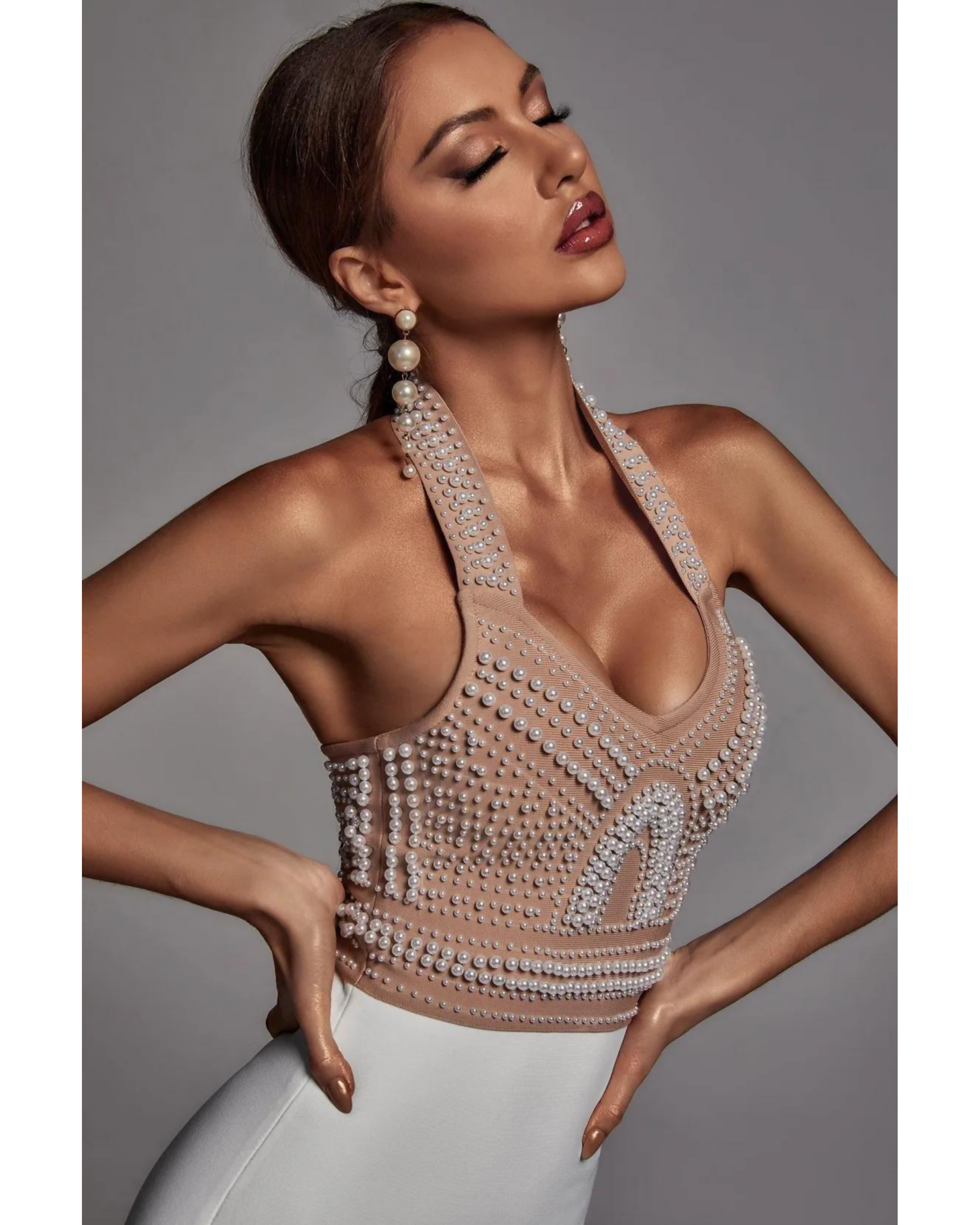 Cornelia Pearl Halter Bandage Dress - Endless - UAE Rental and Resale for Women's Fashion