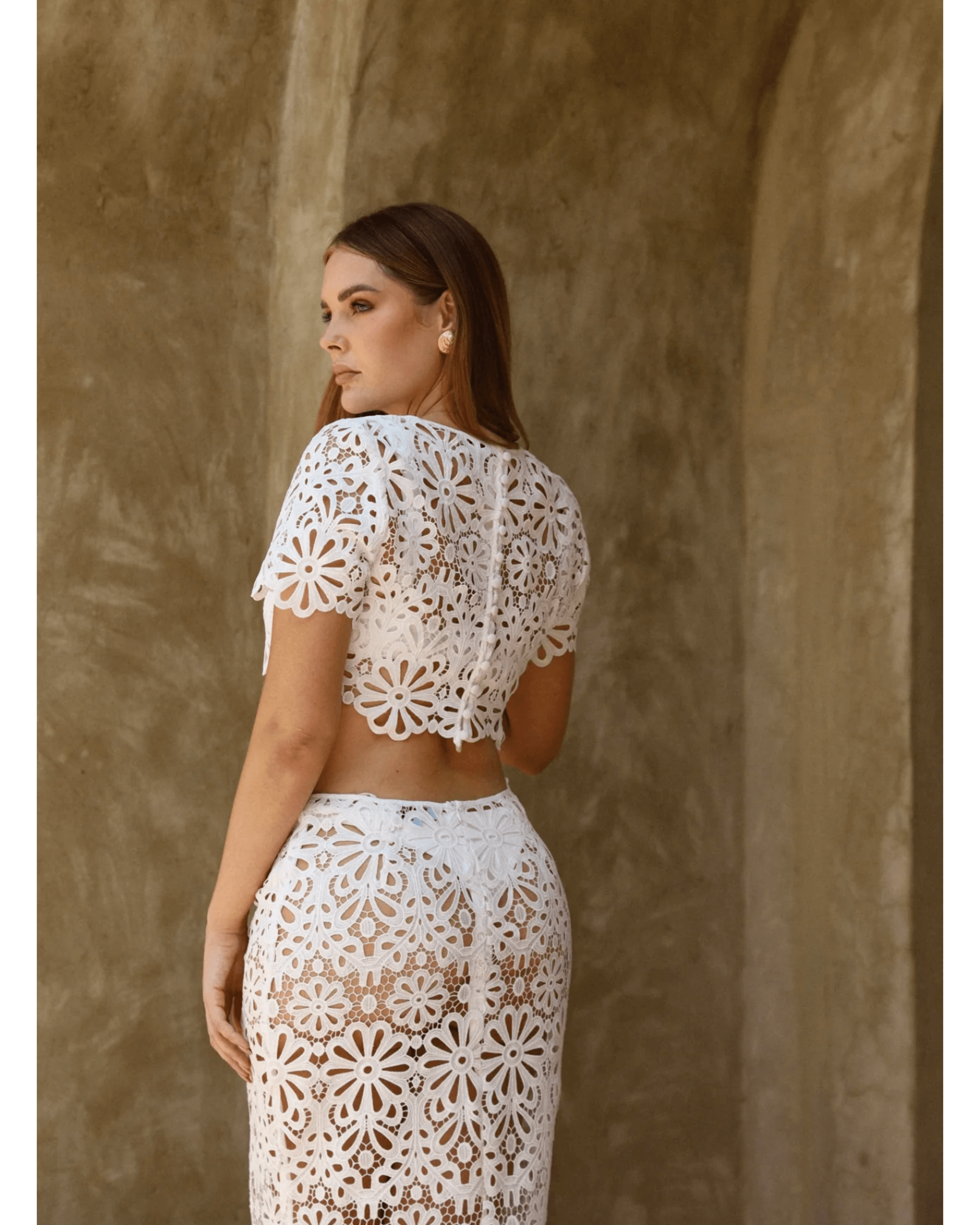 Crochet Short Sleeved Crop Top in White - Endless - UAE Rental and Resale for Women's Fashion