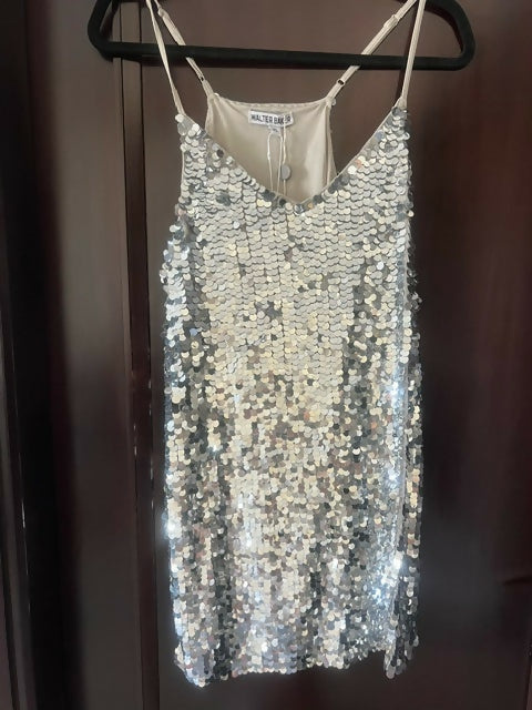 Dolla Sequined Mesh Mini Dress - Endless - UAE Rental and Resale for Women's Fashion