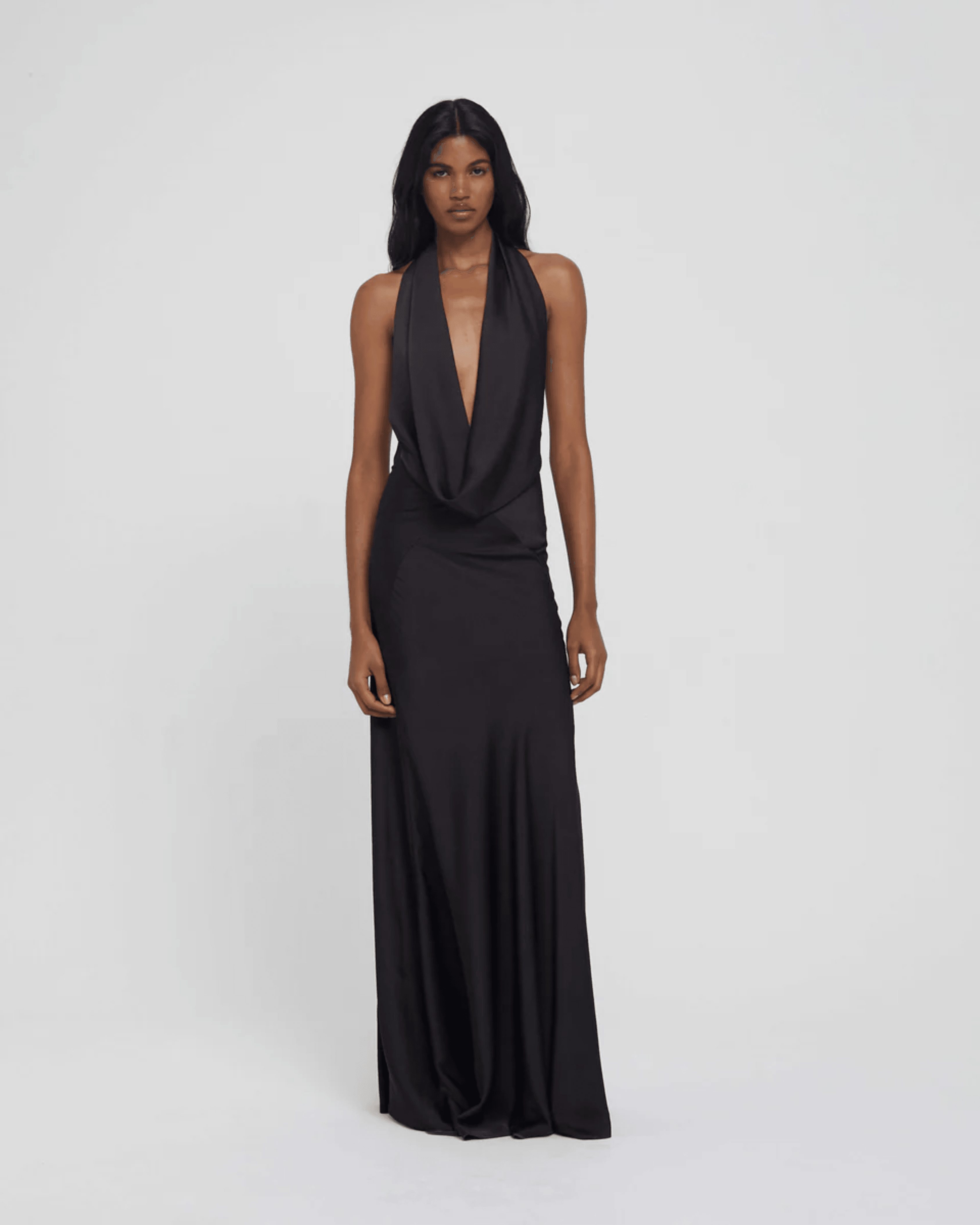 Donyale Maxi Dress - Endless - UAE Rental and Resale for Women's Fashion