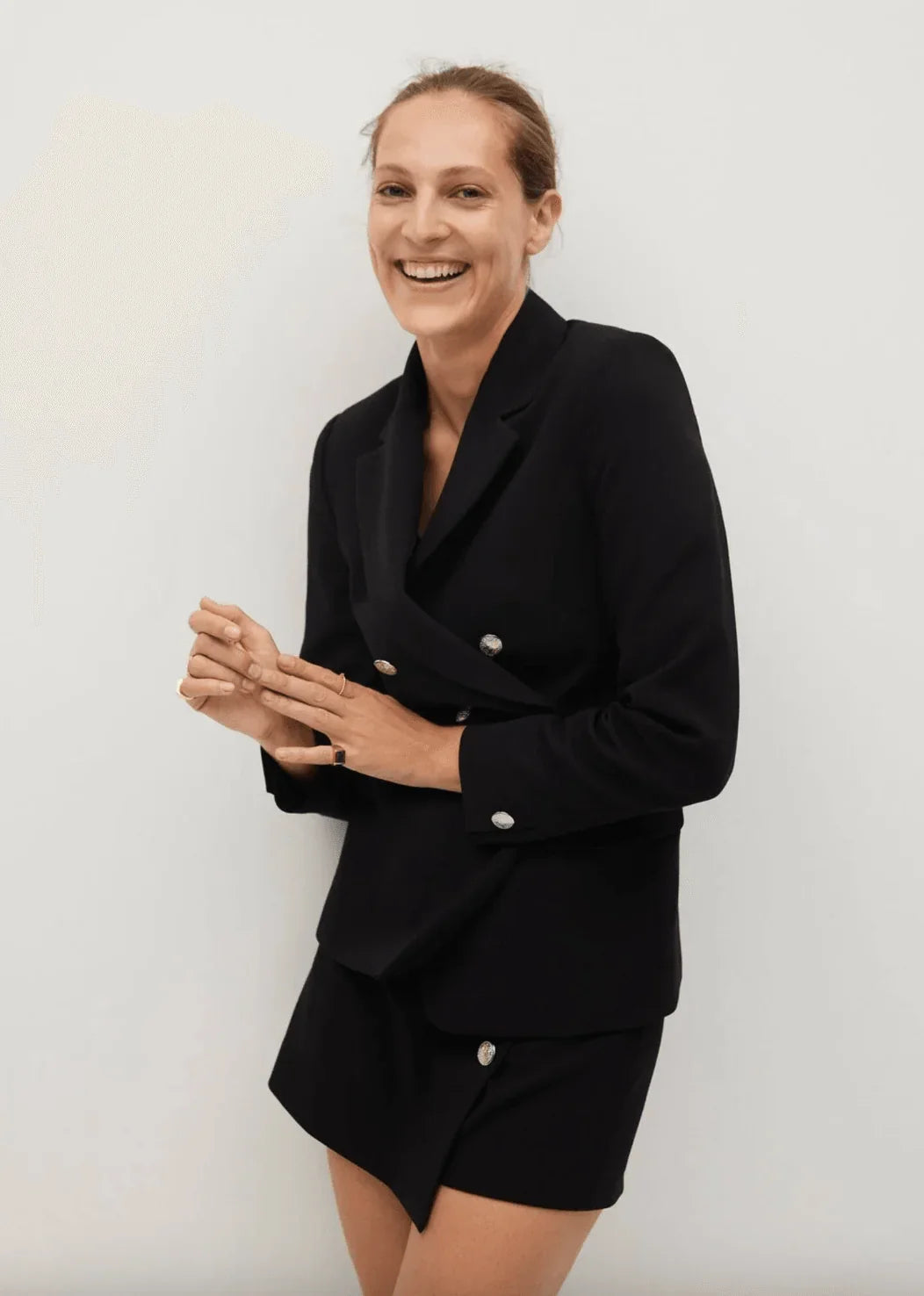 Double Breasted Blazer - Endless - UAE Rental and Resale for Women's Fashion