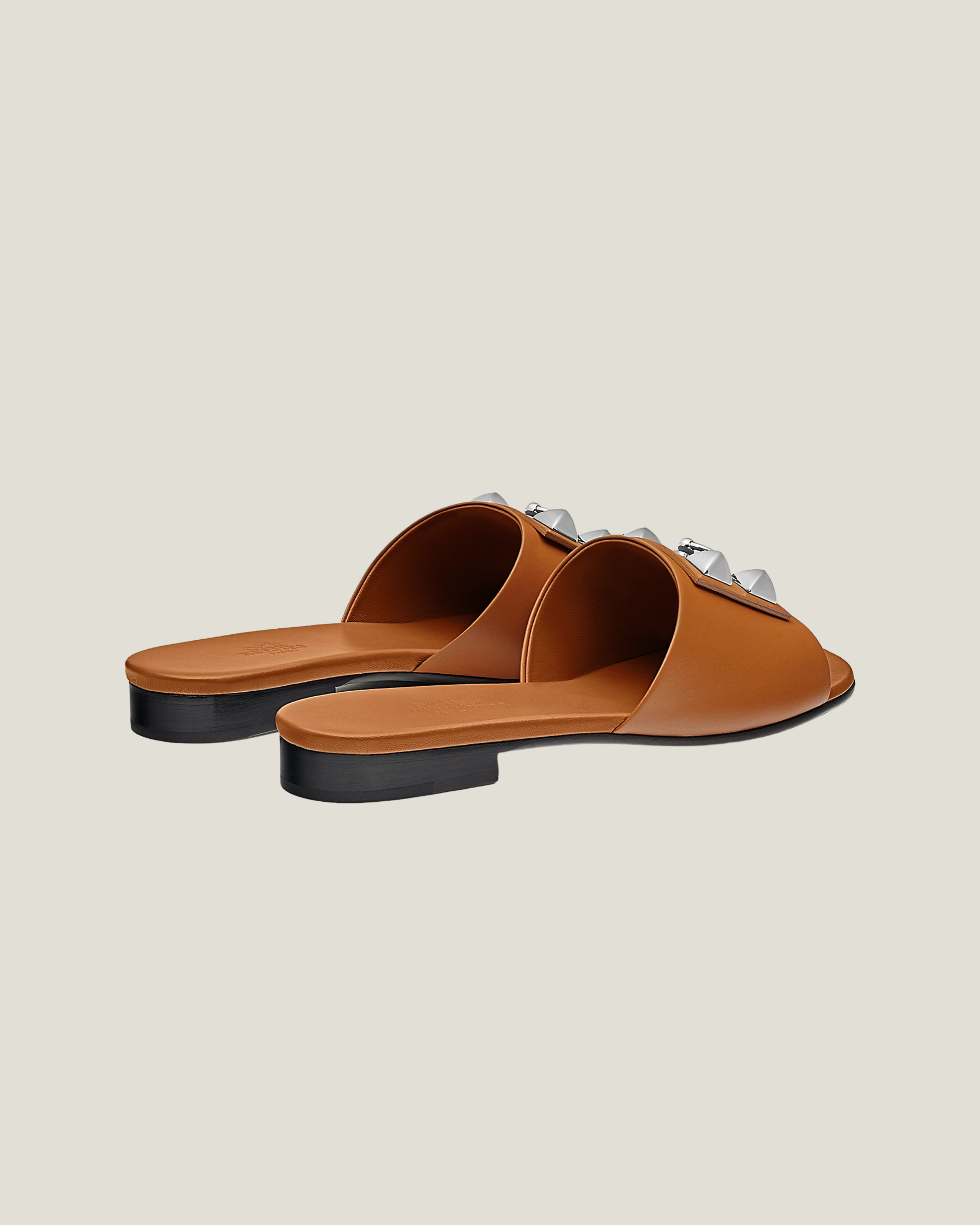 Dune Sandal - Endless - UAE Rental and Resale for Women's Fashion