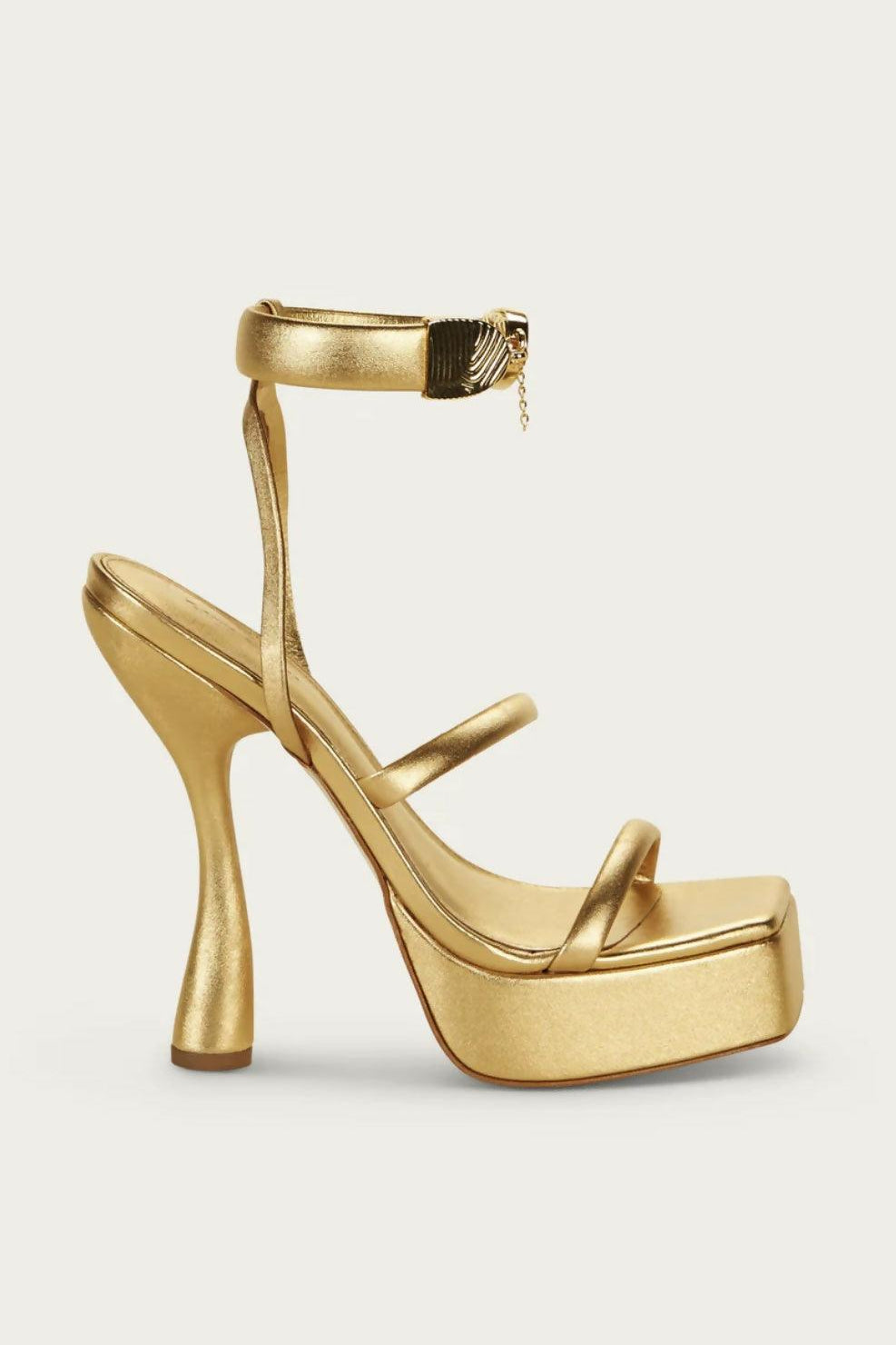 Elodie Sandals - Endless - UAE Rental and Resale for Women's Fashion