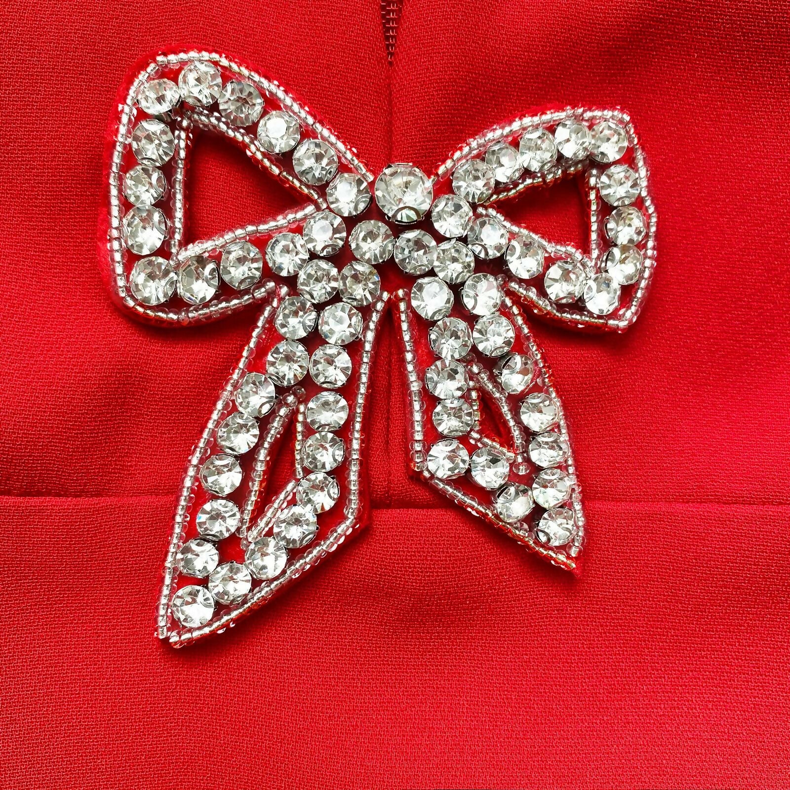 Embellished Bow-Detail Mini Dress - Endless - UAE Rental and Resale for Women's Fashion