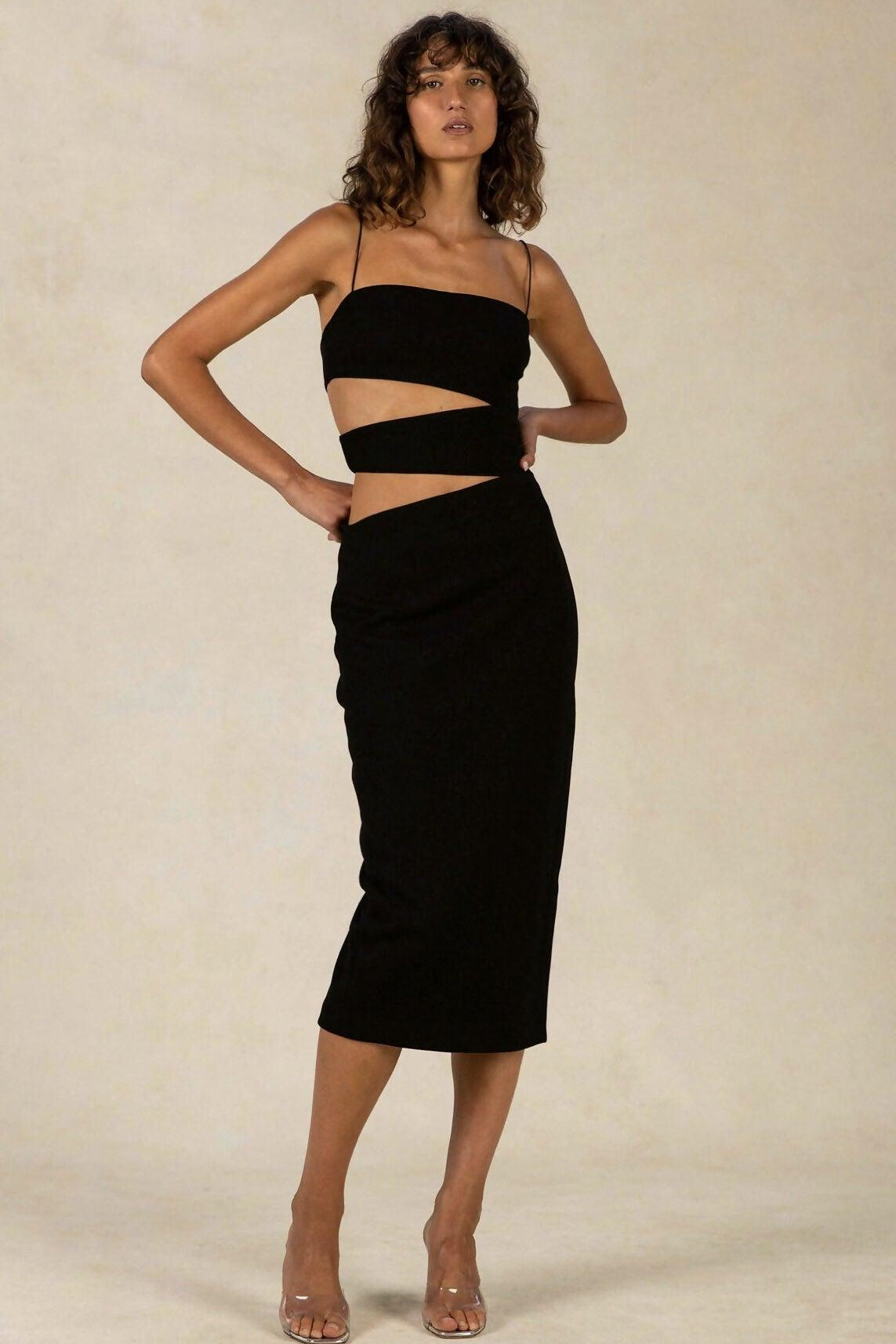 Emelia Midi Dress - Endless - UAE Rental and Resale for Women's Fashion