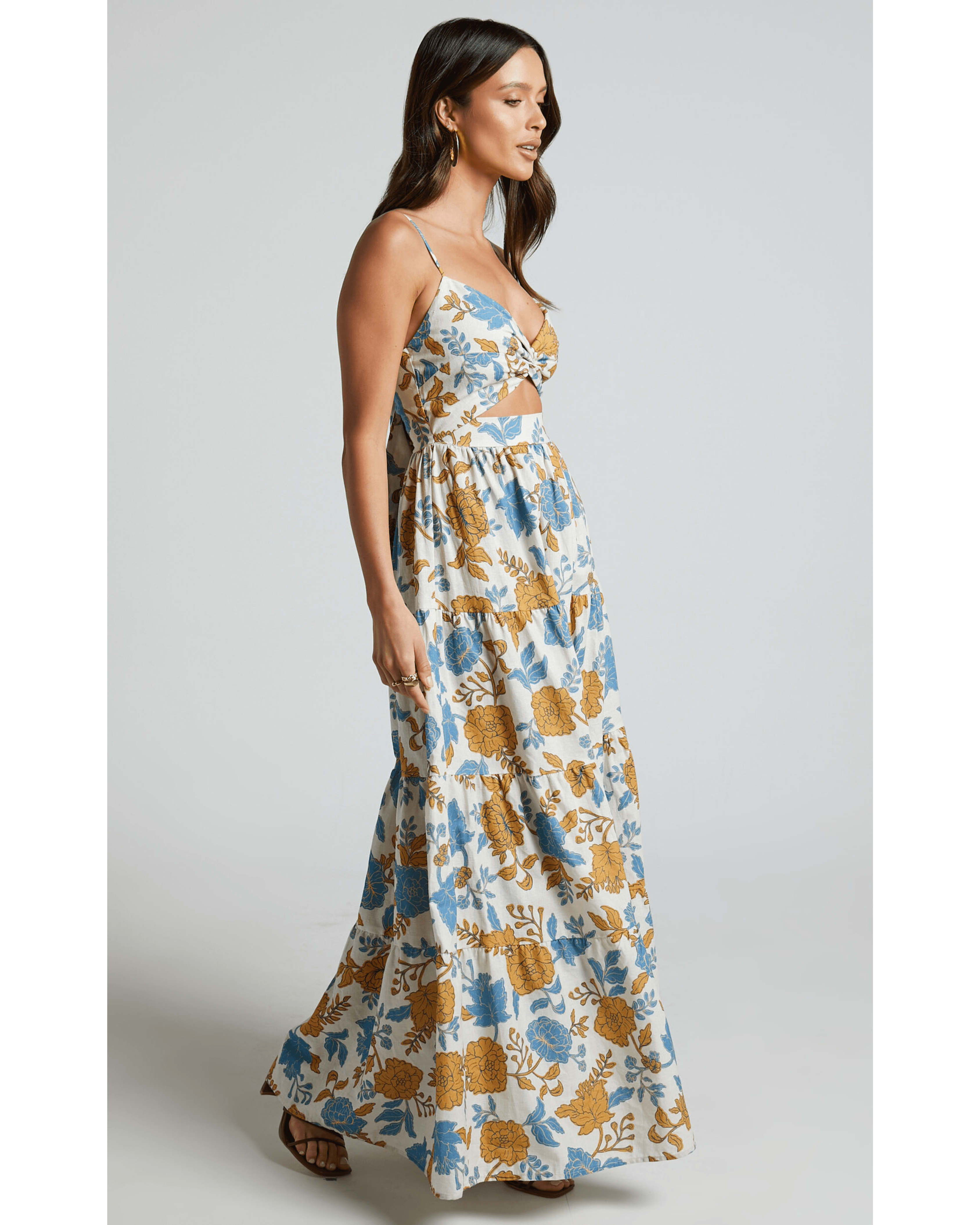 Emerita Linen Blend Sweetheart Twist Front Tie Back Midi Dress - Endless - UAE Rental and Resale for Women's Fashion