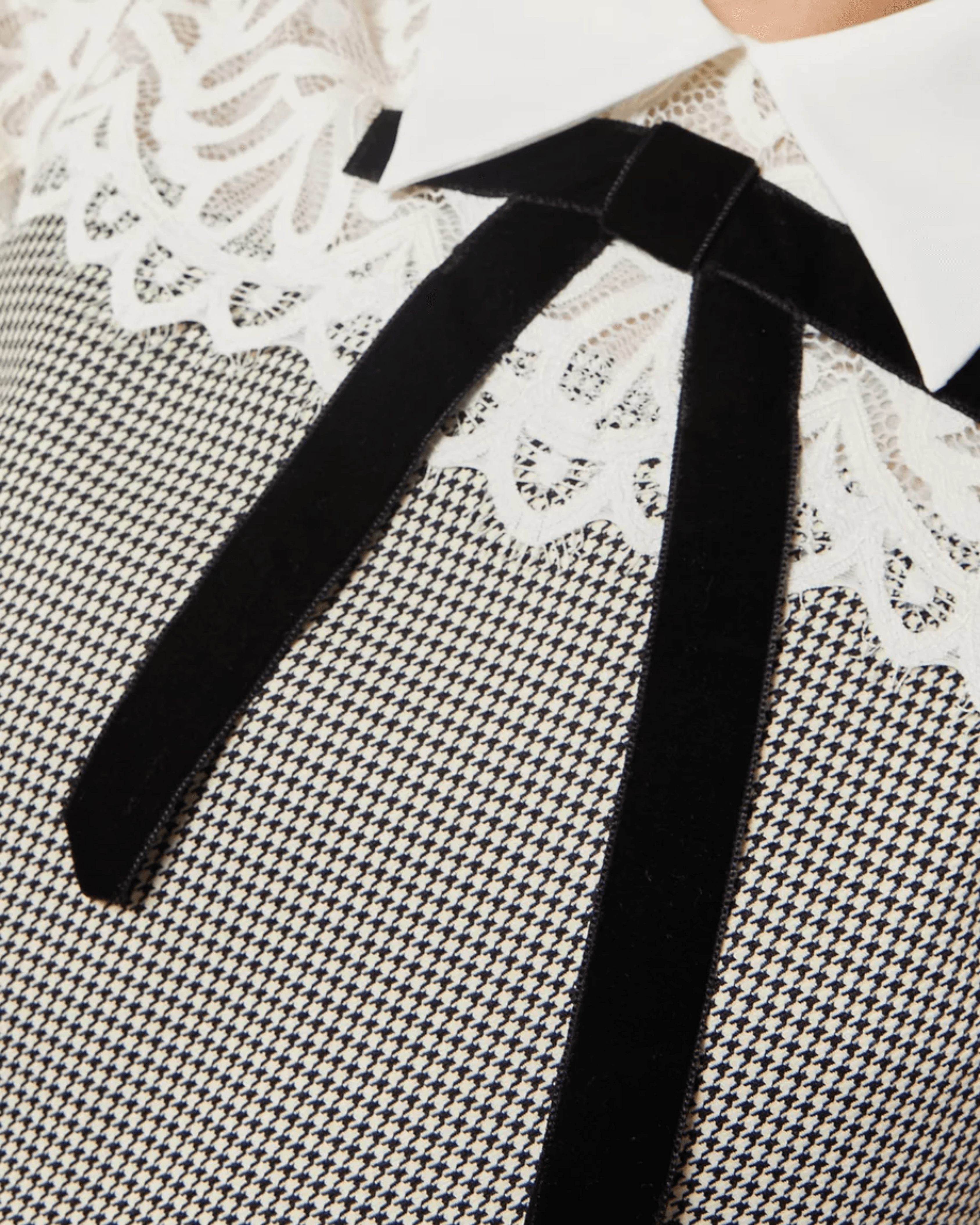 Emine Mini Dress - Endless - UAE Rental and Resale for Women's Fashion
