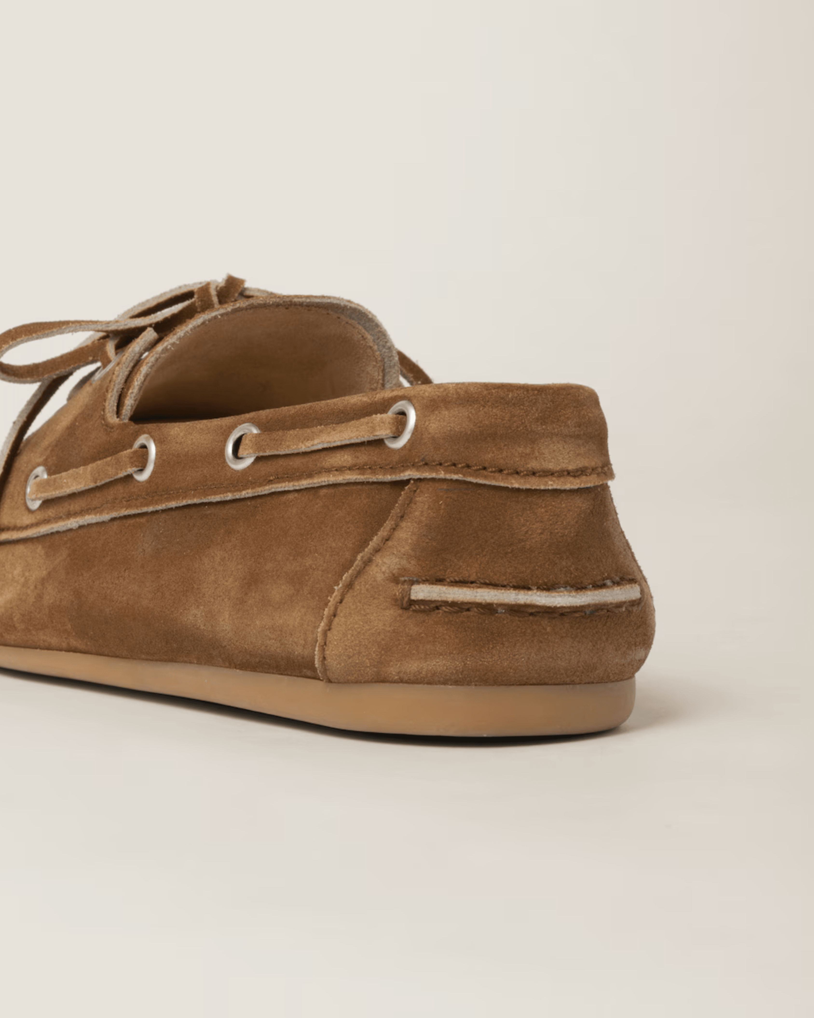 Faded Unlined Suede Loafers - Endless - UAE Rental and Resale for Women's Fashion