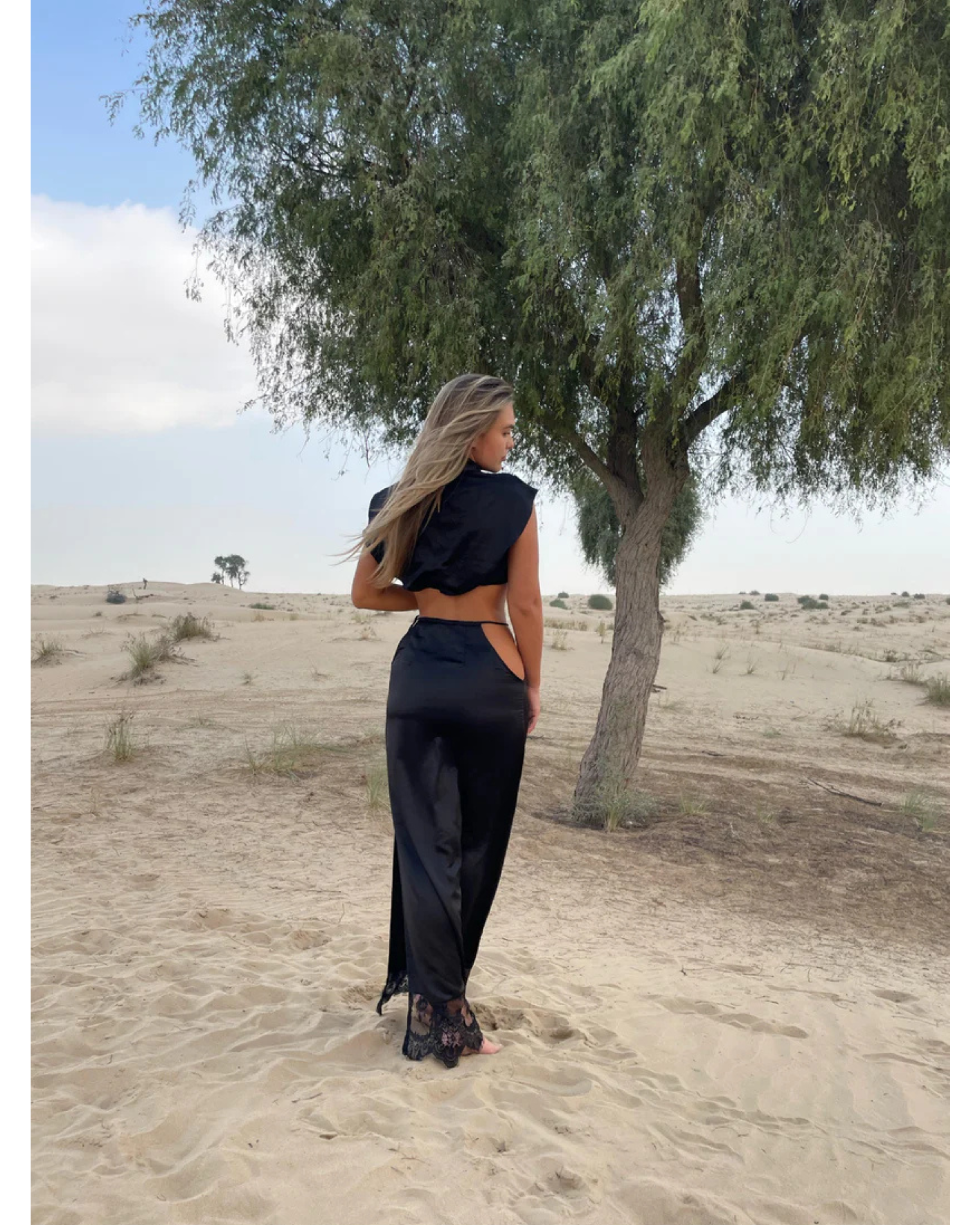Faye Co-ord Set - Endless - UAE Rental and Resale for Women's Fashion