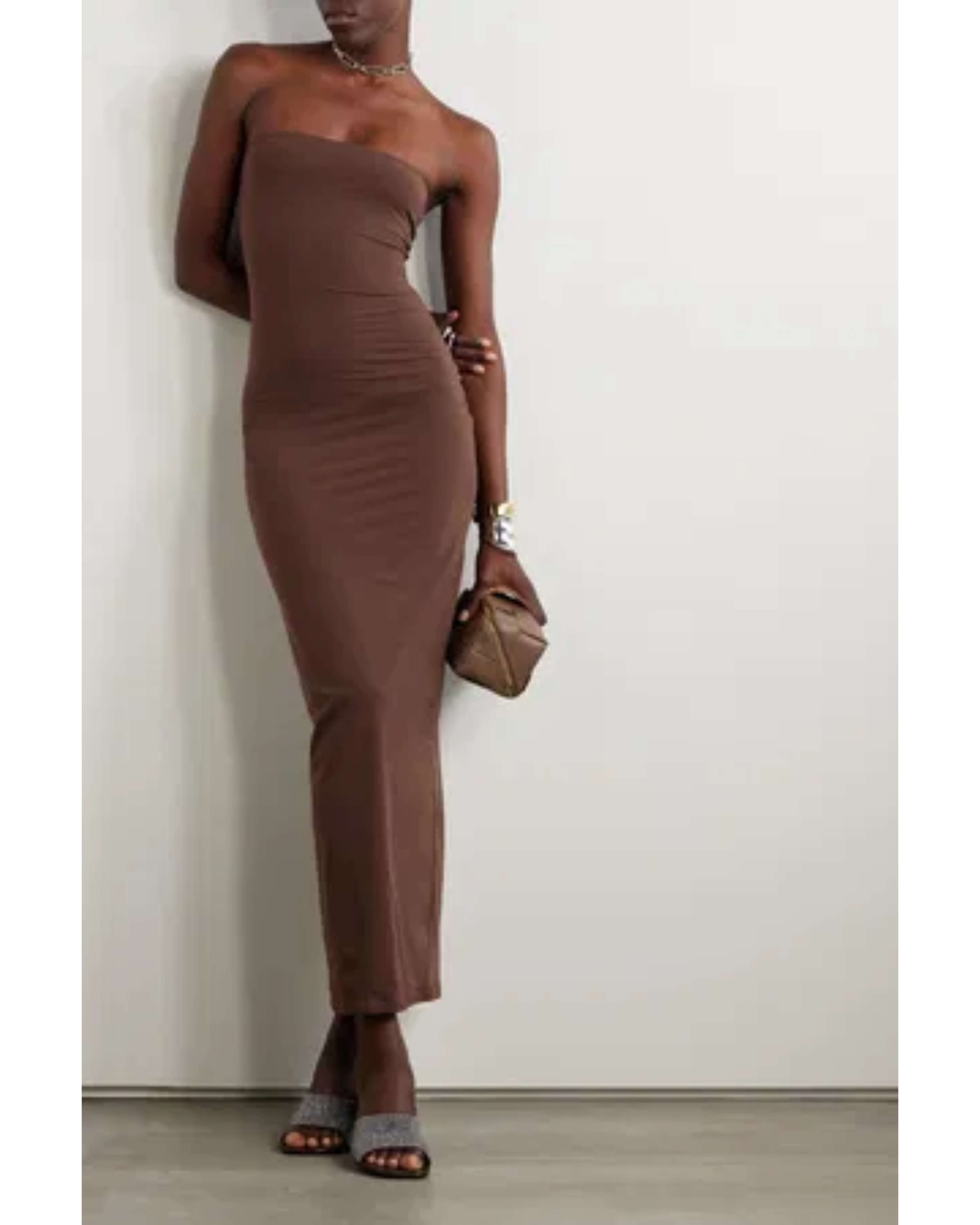 Fits Everybody Tube Dress - Endless - UAE Rental and Resale for Women's Fashion