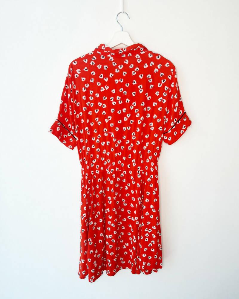 Floral Tea Dress - Endless - UAE Rental and Resale for Women's Fashion