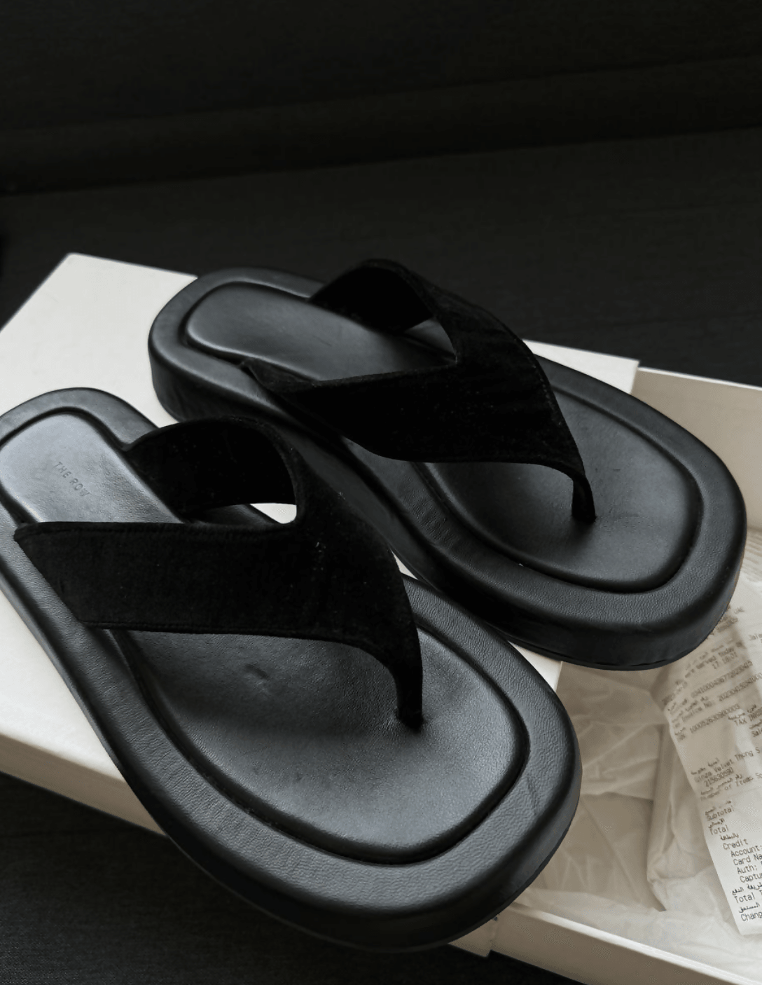 Ginza Leather and Velvet Platform Flip Flops - Endless - UAE Rental and Resale for Women's Fashion