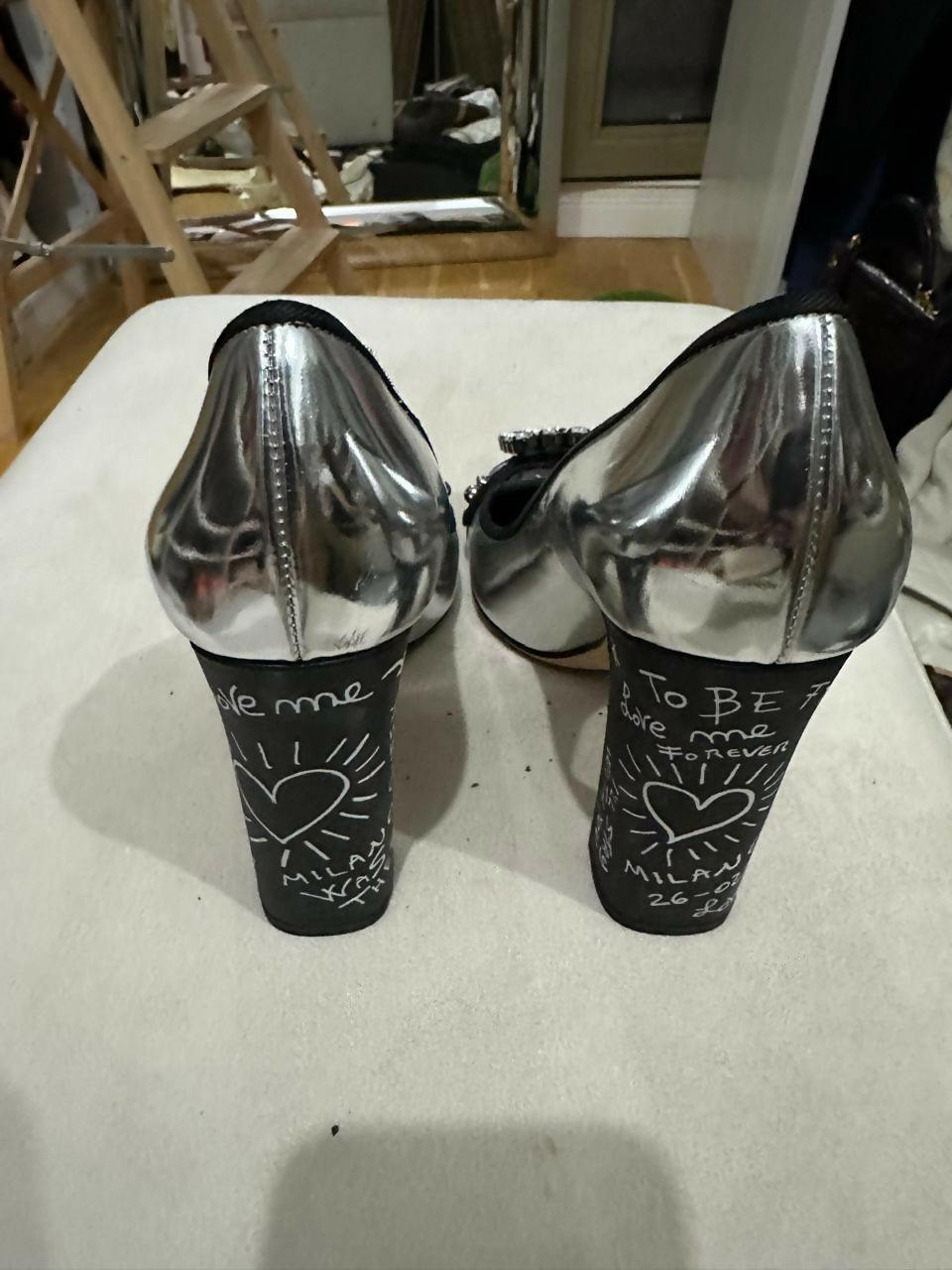 Graffiti Mirror Leather Pumps - Endless - UAE Rental and Resale for Women's Fashion