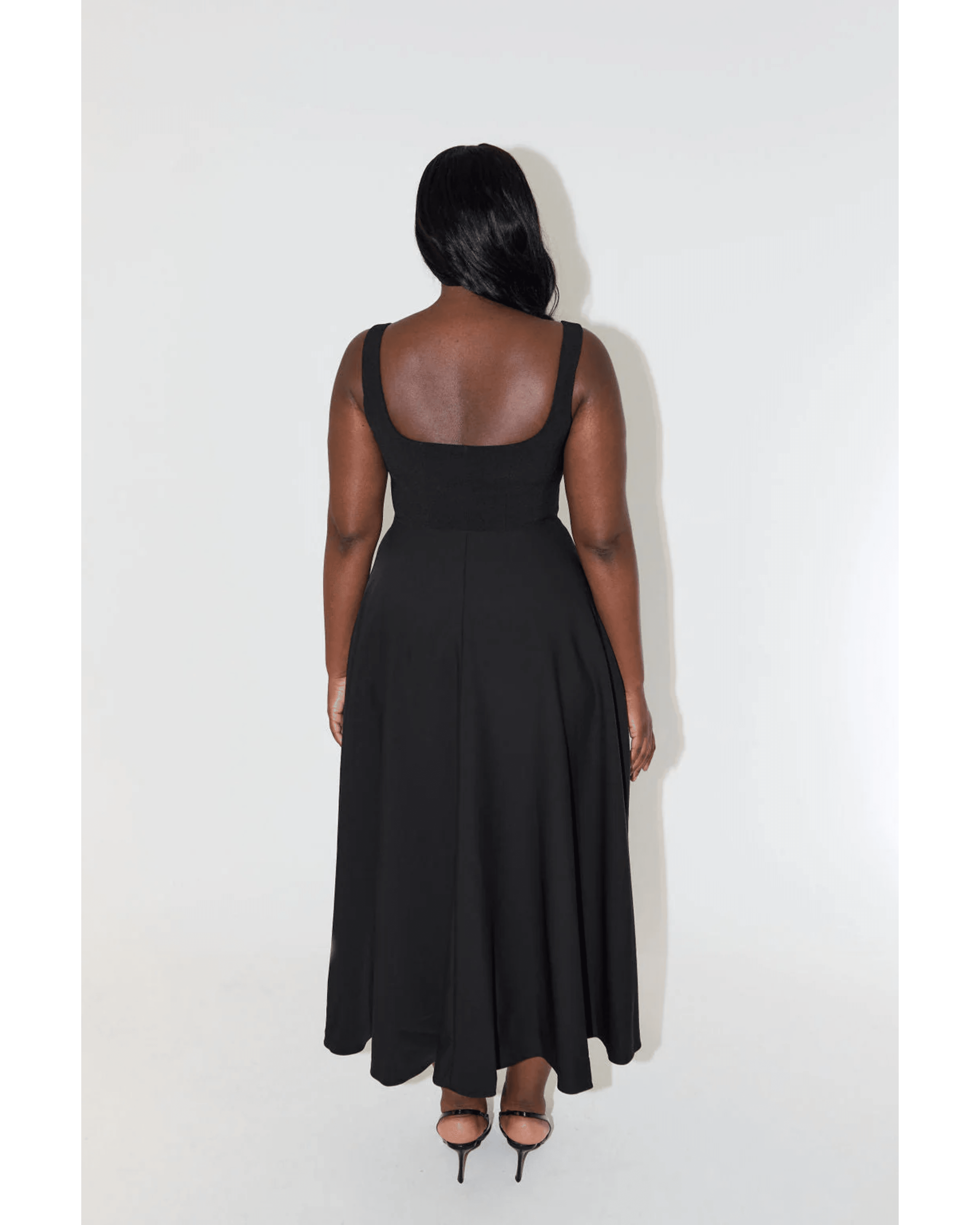 High Waist Square Neck Midi Dress - Endless - UAE Rental and Resale for Women's Fashion