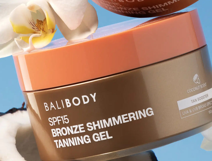 Bronze Shimmering Tanning Gel SPF15 jar with coral lid — Bali Body | Endless UAE