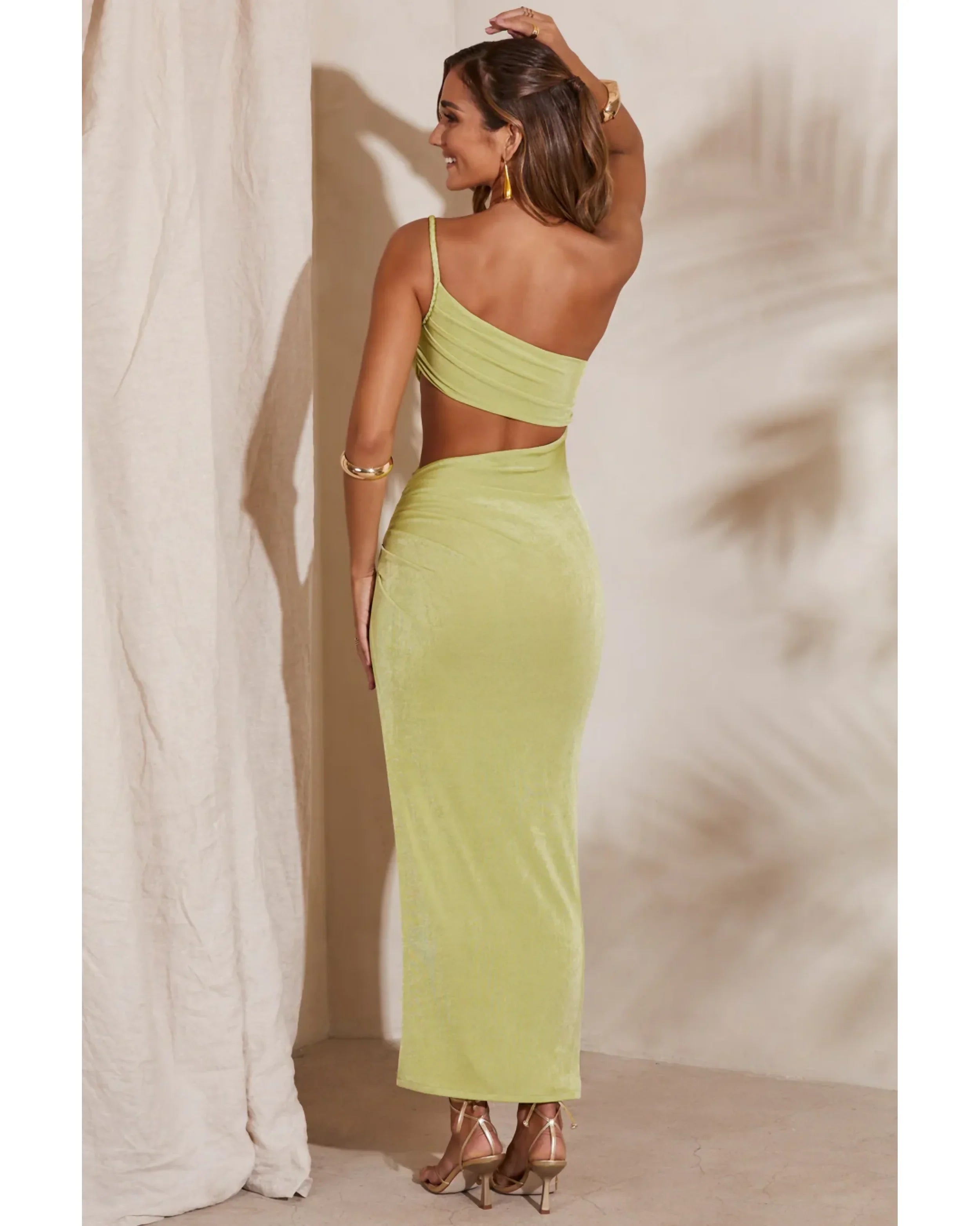 Ishtar Cut Out Maxi Dress - Endless - UAE Rental and Resale for Women's Fashion