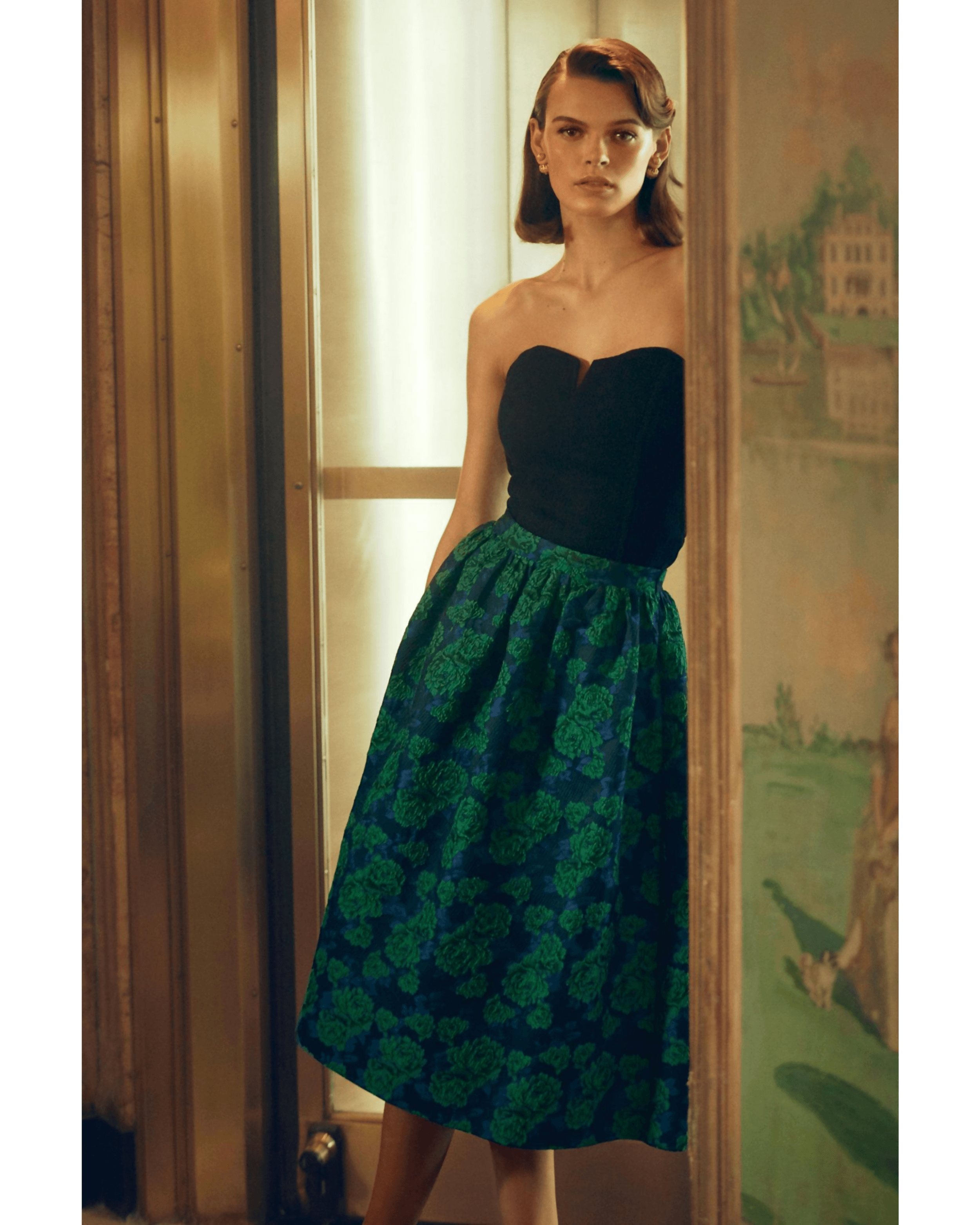 Jacquard Midi Skirt - Endless - UAE Rental and Resale for Women's Fashion