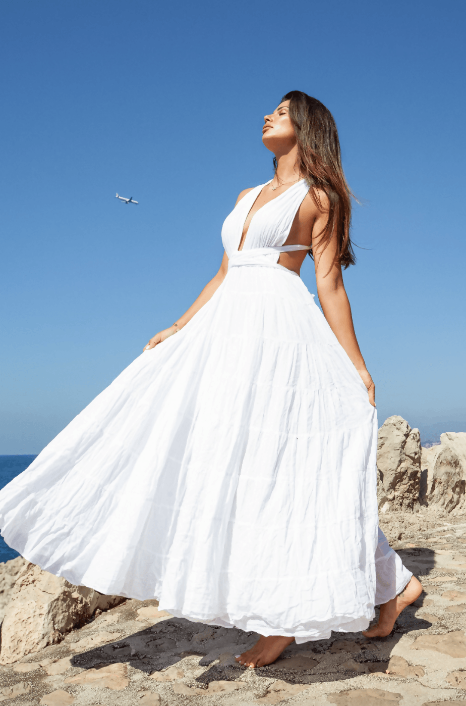 Jasmine Organic Cotton Backless Maxi Dress - Endless - UAE Rental and Resale for Women's Fashion