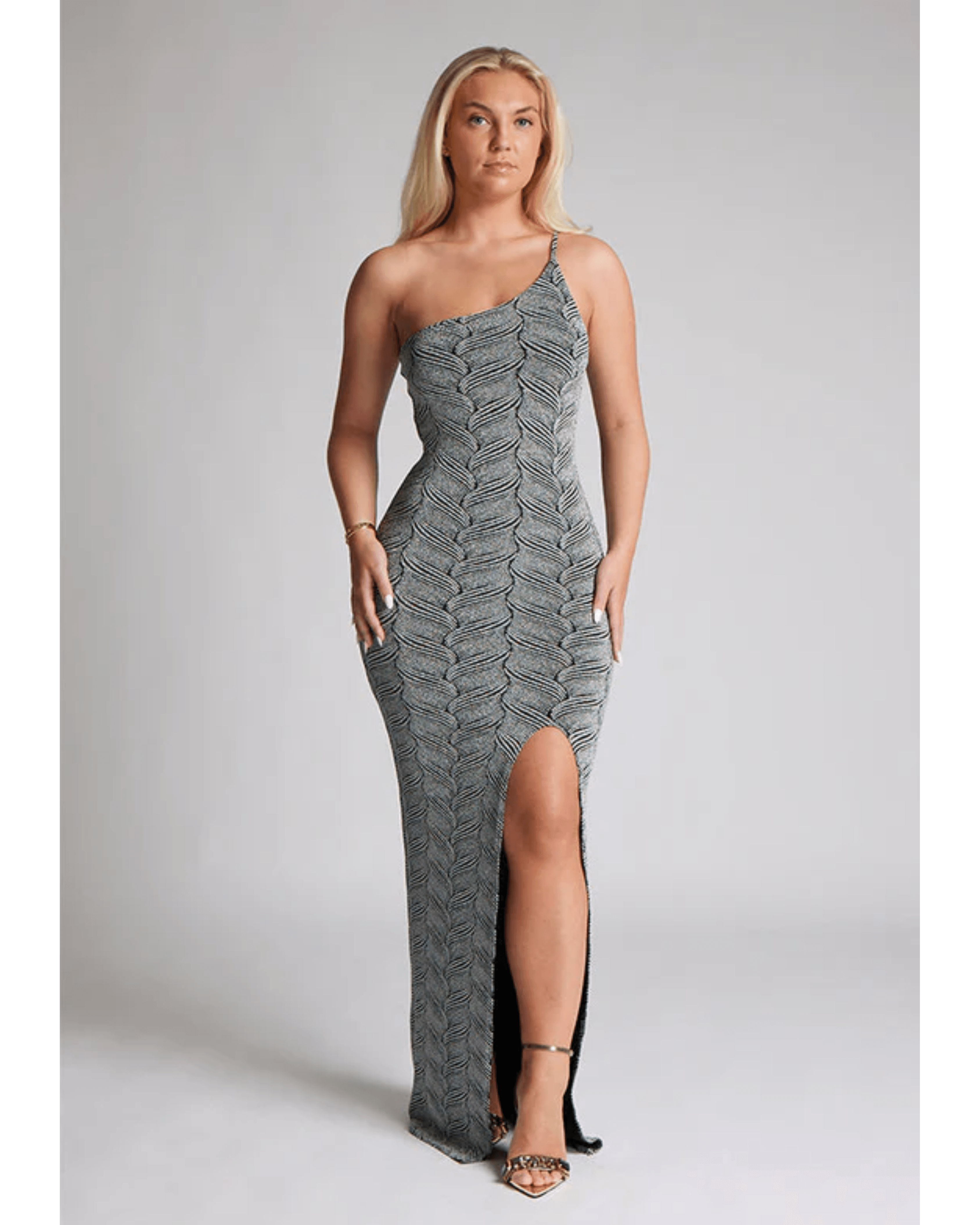 Katya Silver Glitter Maxi Dress - Endless - UAE Rental and Resale for Women's Fashion
