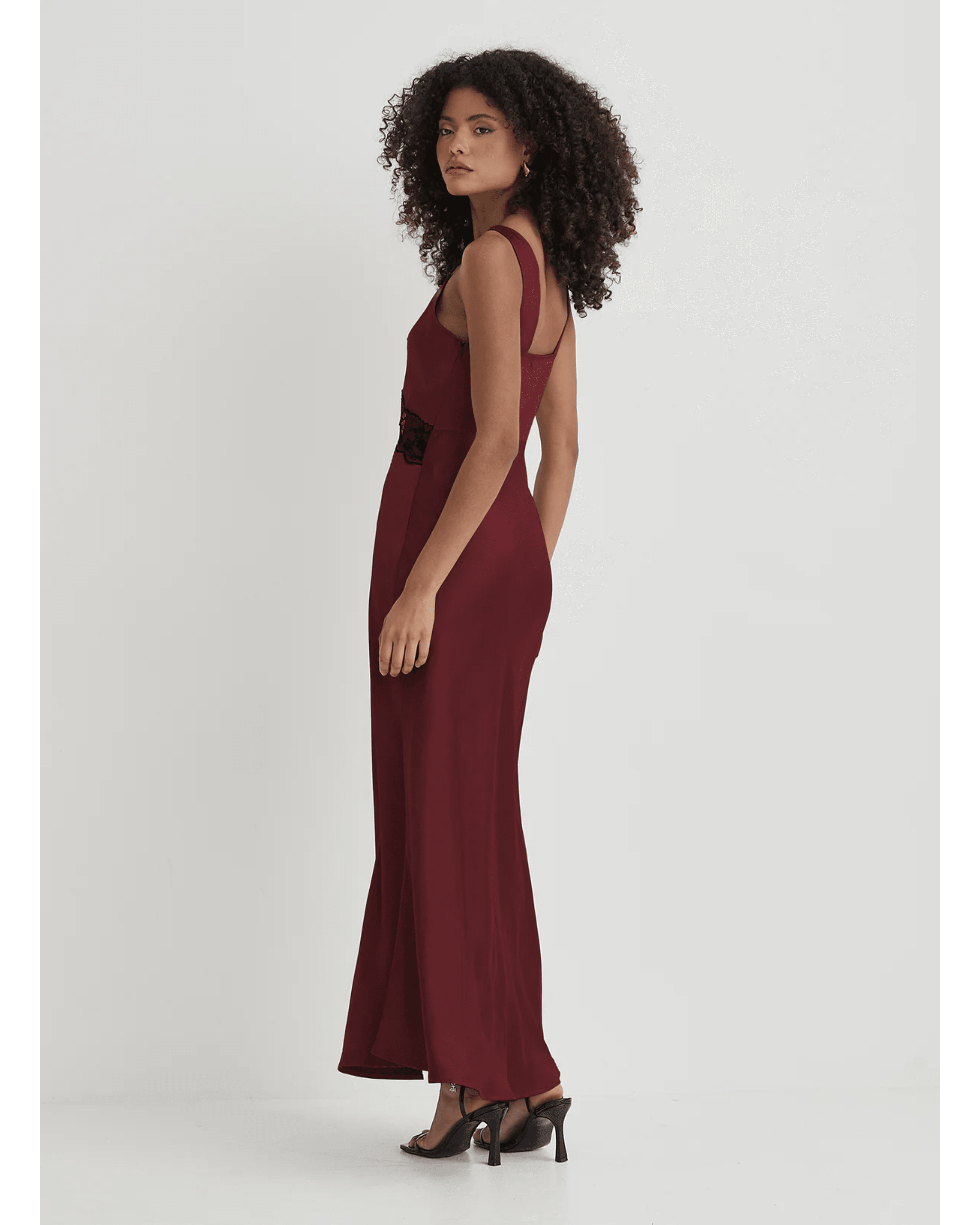 Kelsey Dress - Endless - UAE Rental and Resale for Women's Fashion