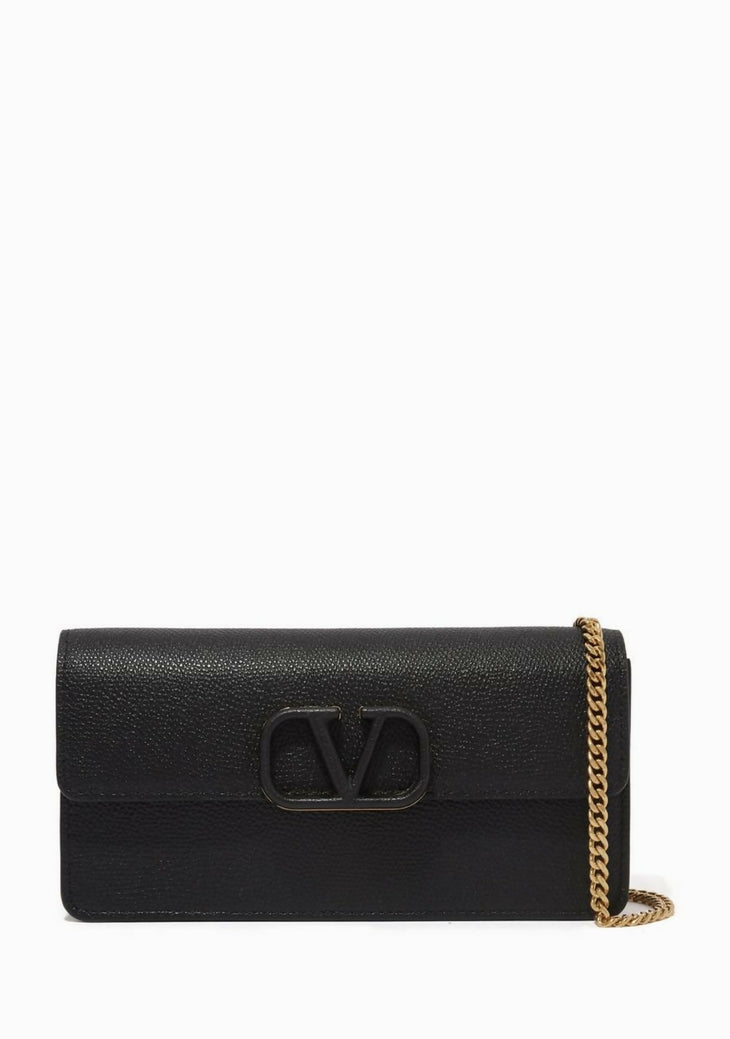 Black leather VLOGO chain wallet with gold hardware — Valentino | Endless UAE