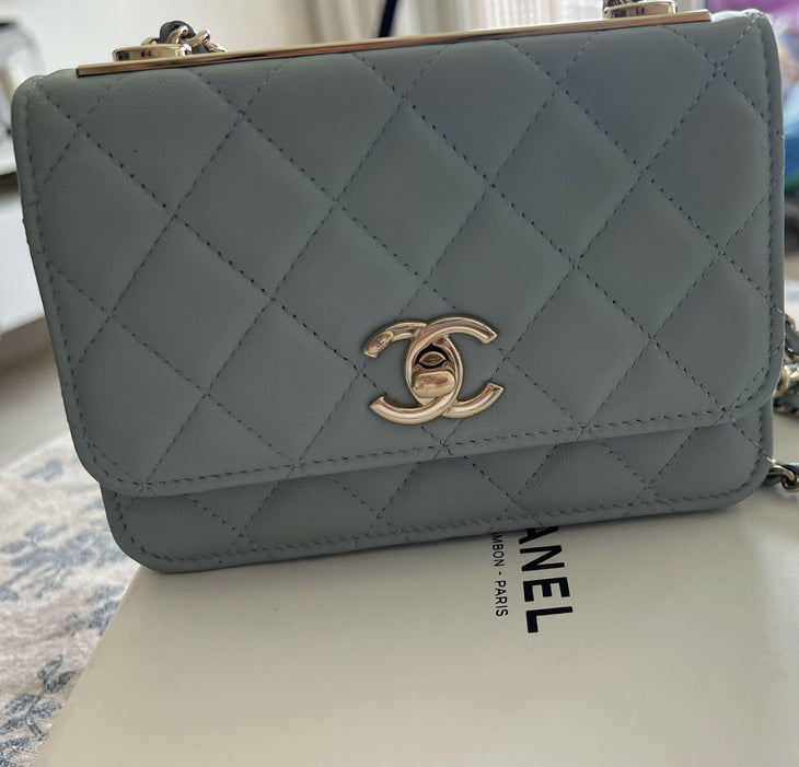 Lambskin Quilted Trendy CC Wallet - Endless - UAE Rental and Resale for Women's Fashion
