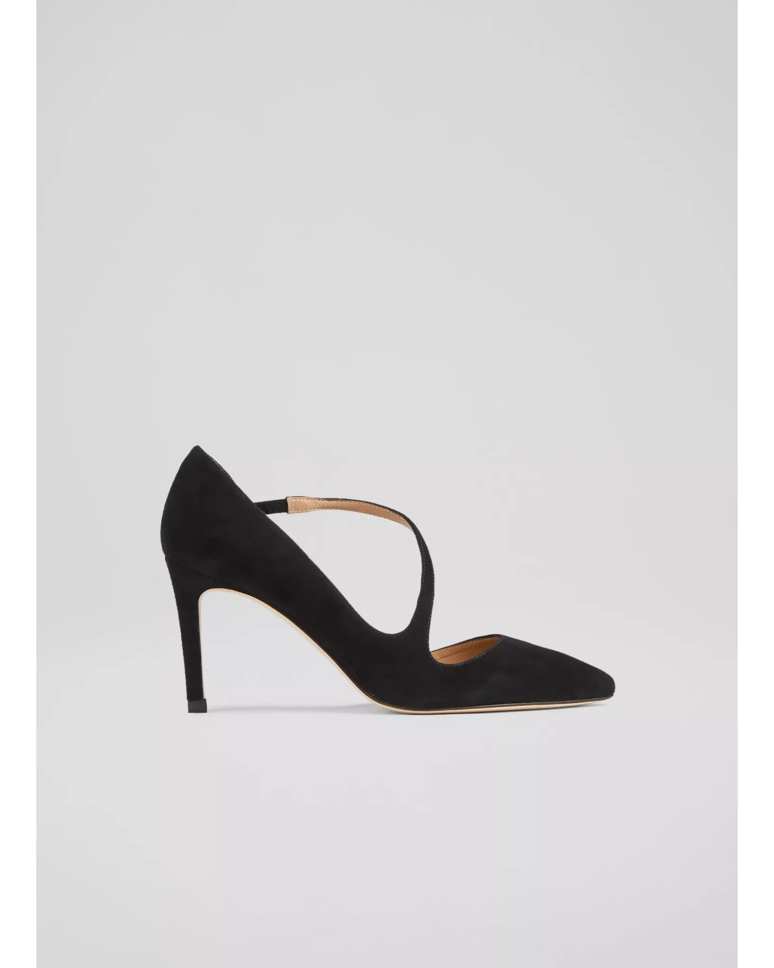 Leather D'Orsay Pumps - Endless - UAE Rental and Resale for Women's Fashion