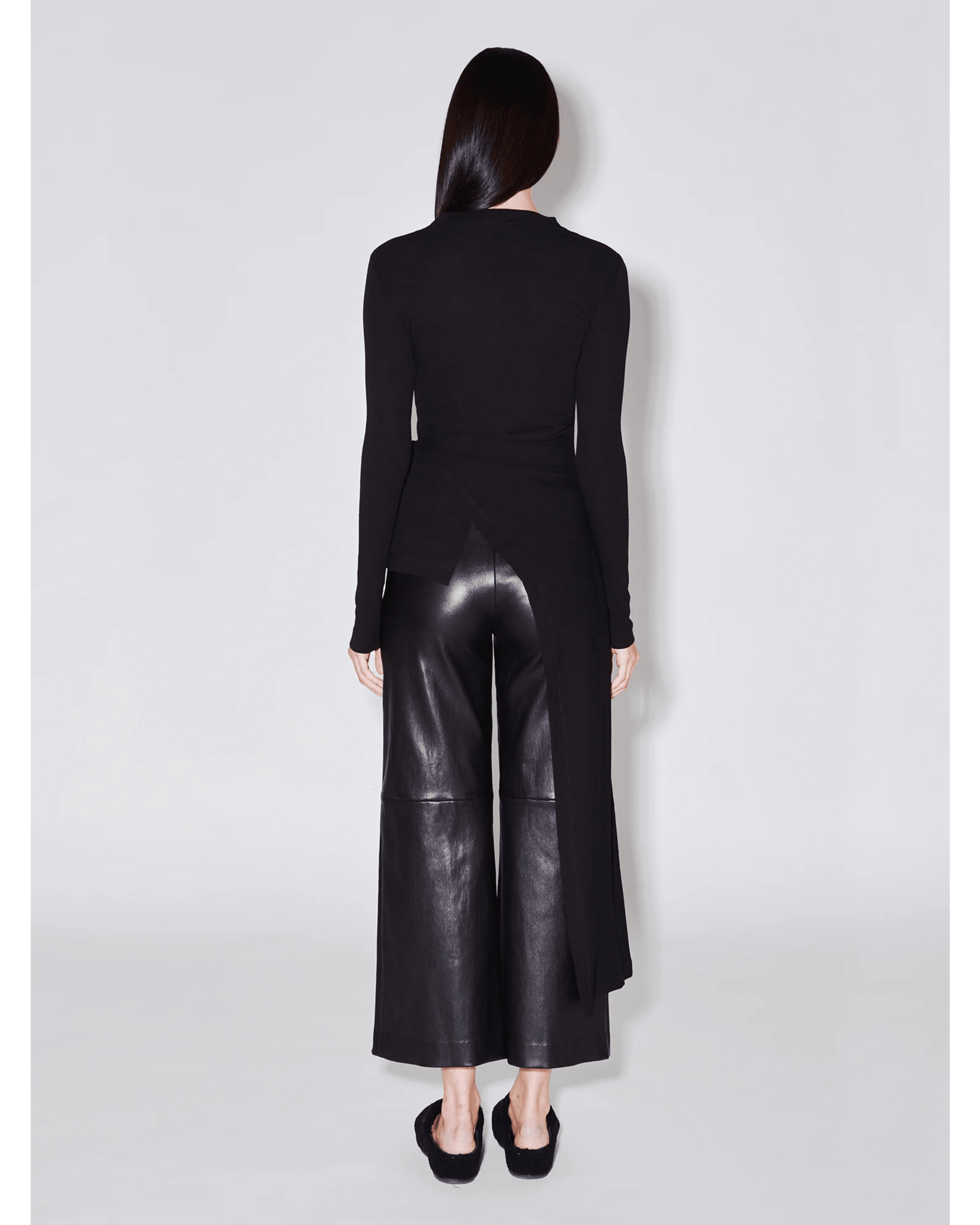Long Sleeve Split Apron T-Shirt - Endless - UAE Rental and Resale for Women's Fashion