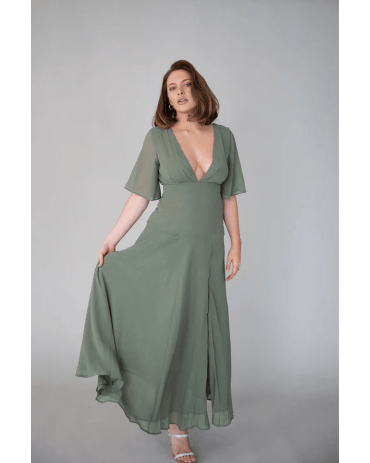 Madeline Maxi Dress - Endless - UAE Rental and Resale for Women's Fashion