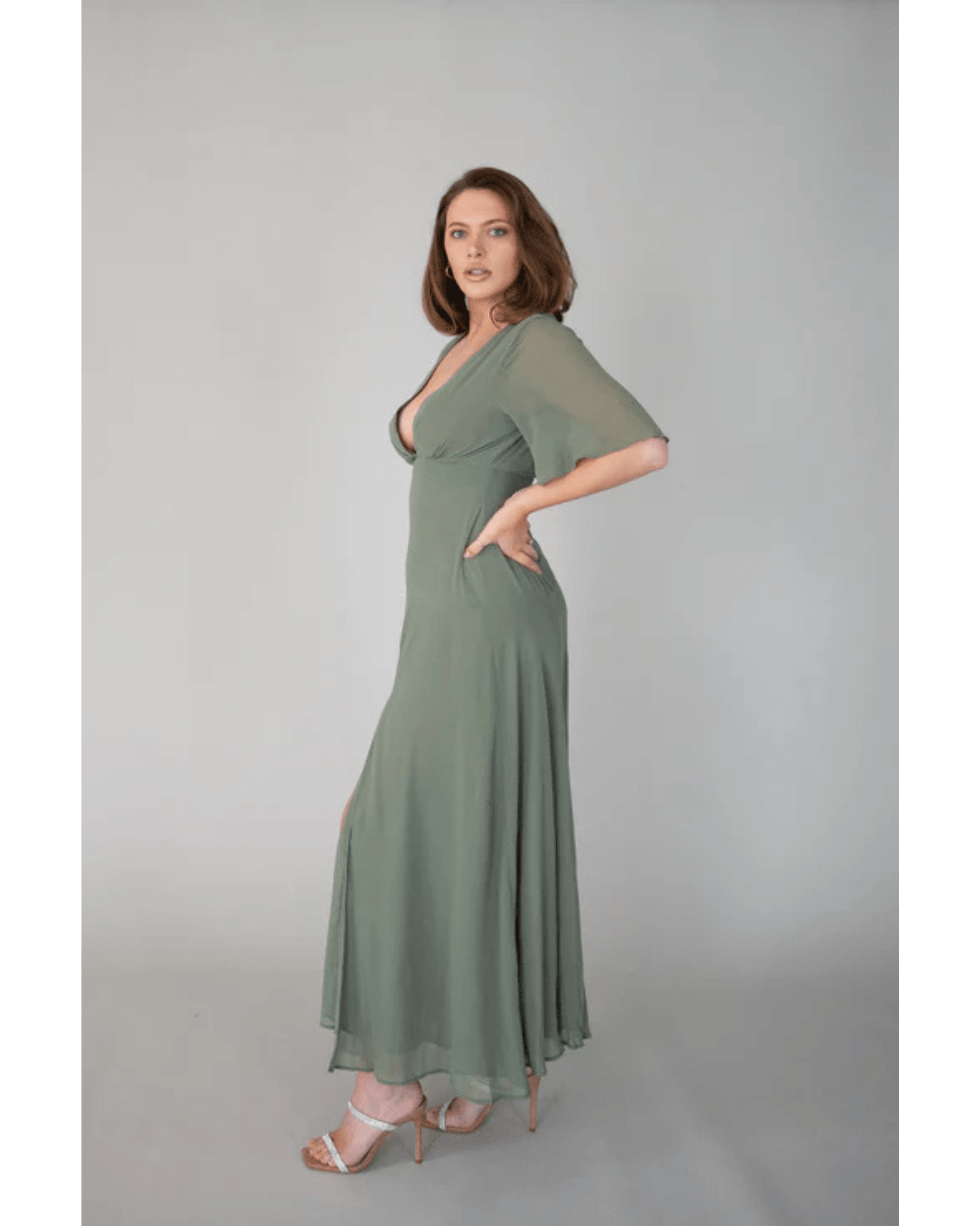 Madeline Maxi Dress - Endless - UAE Rental and Resale for Women's Fashion