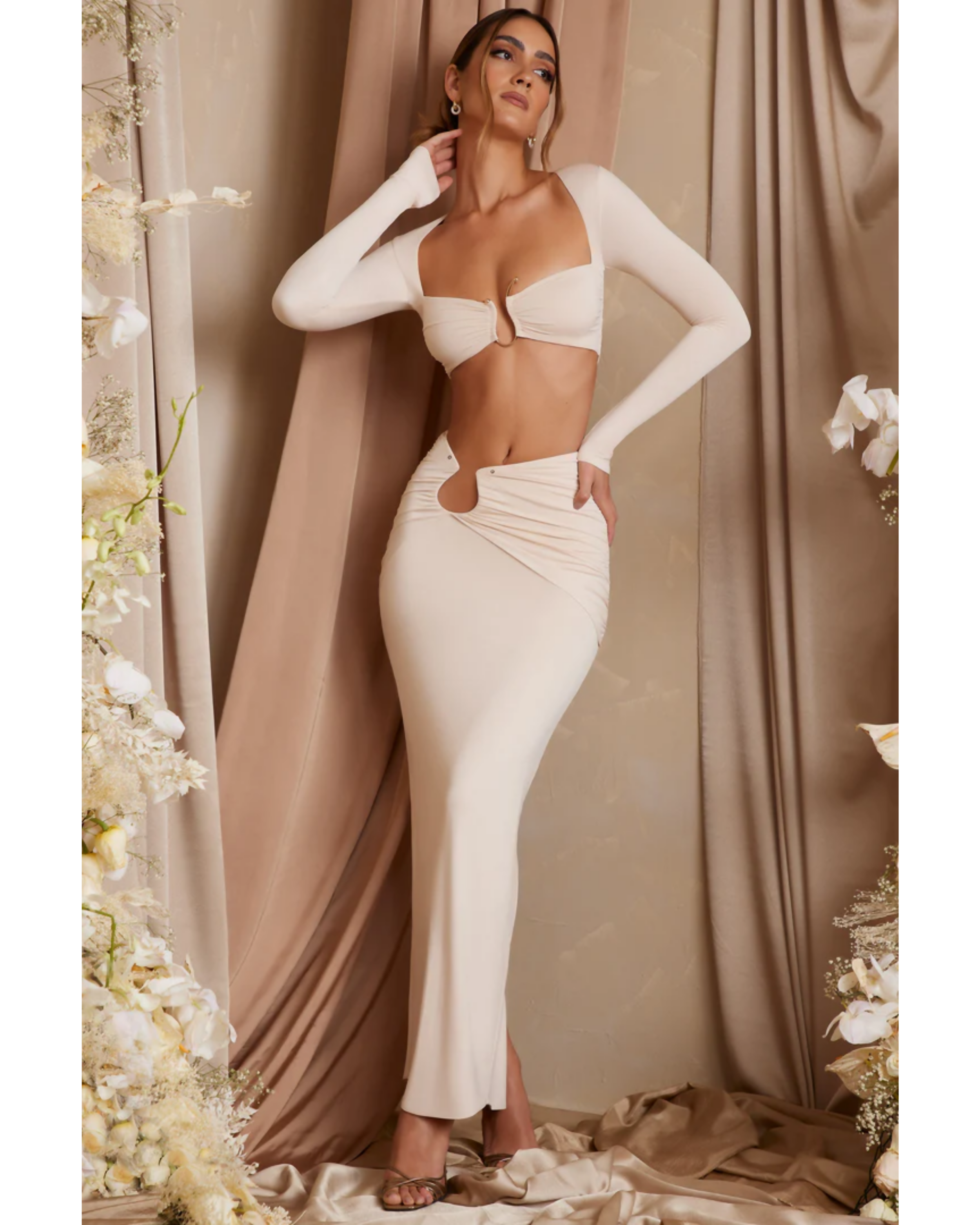 Maeva Long Sleeve Ruched Crop Top - Endless - UAE Rental and Resale for Women's Fashion