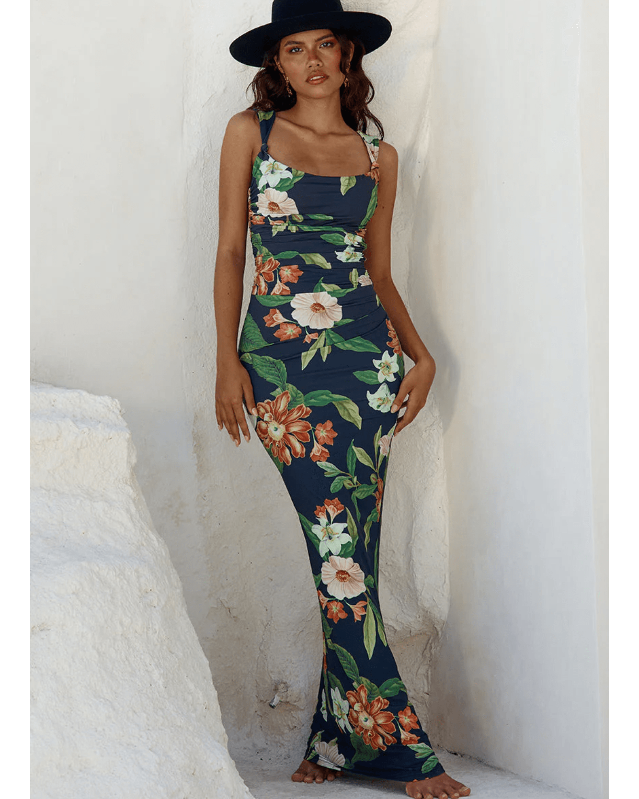 Maiori Maxi Dress - Endless - UAE Rental and Resale for Women's Fashion