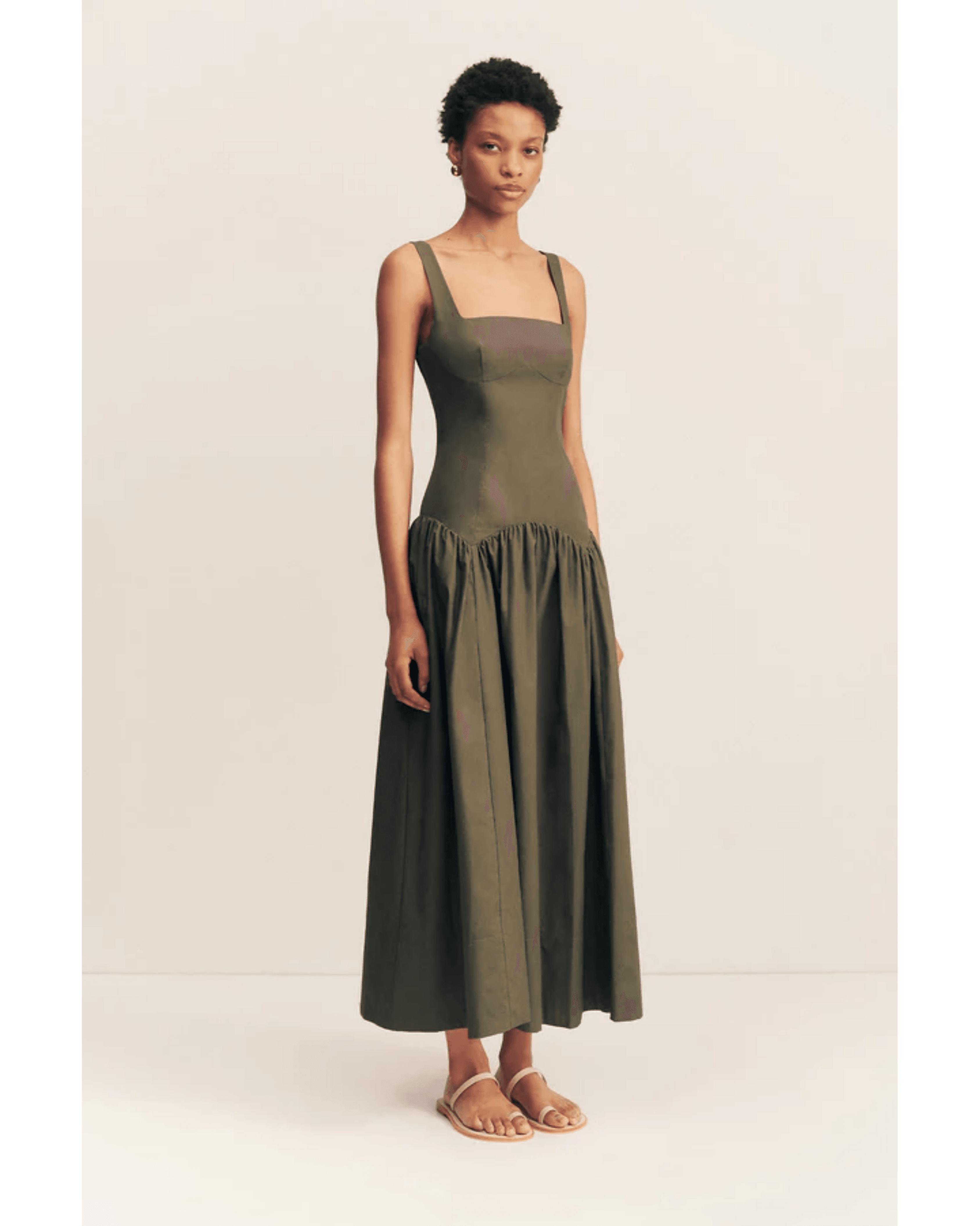 Maiori Square Neck Midi Dress - Endless - UAE Rental and Resale for Women's Fashion