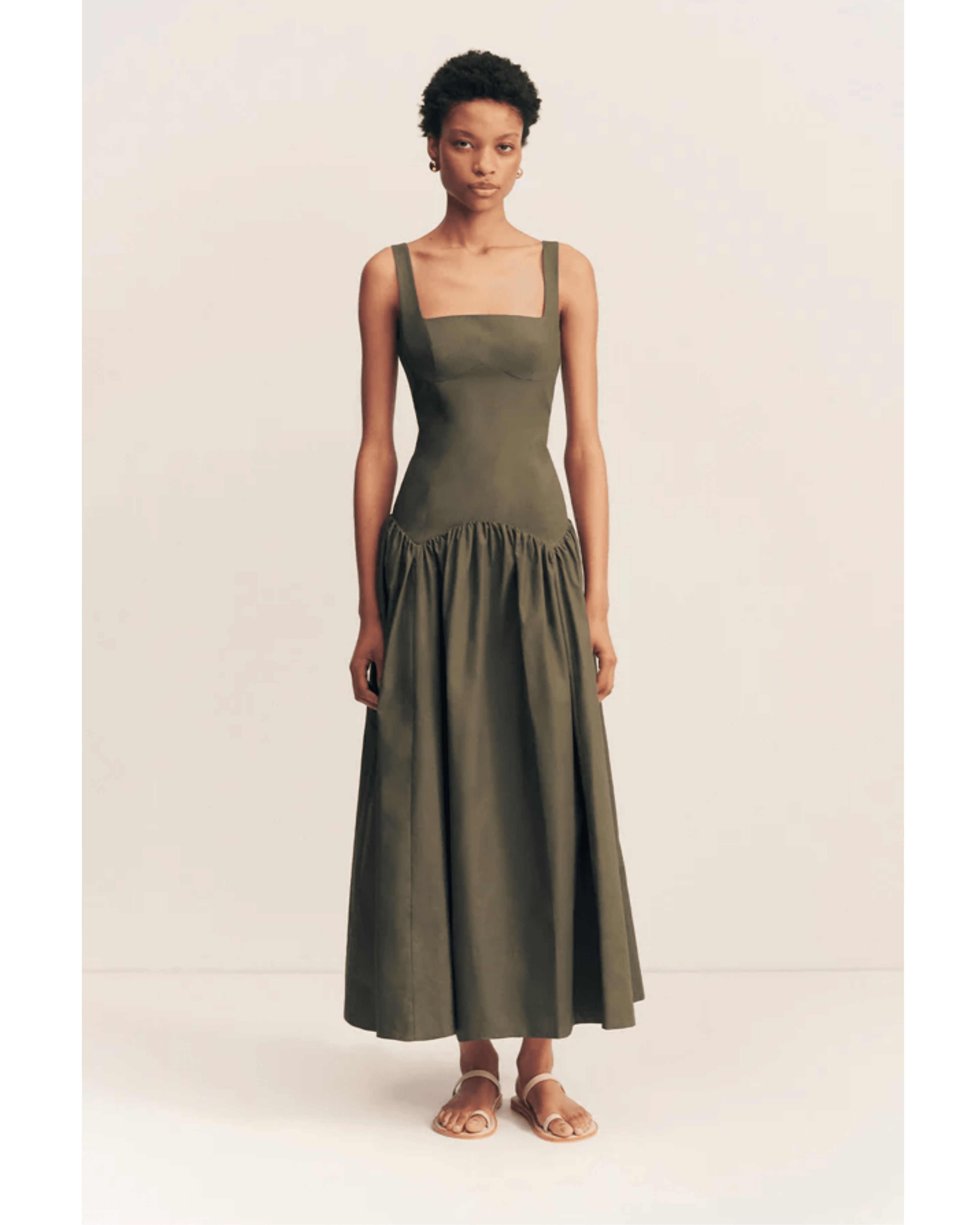 Maiori Square Neck Midi Dress - Endless - UAE Rental and Resale for Women's Fashion