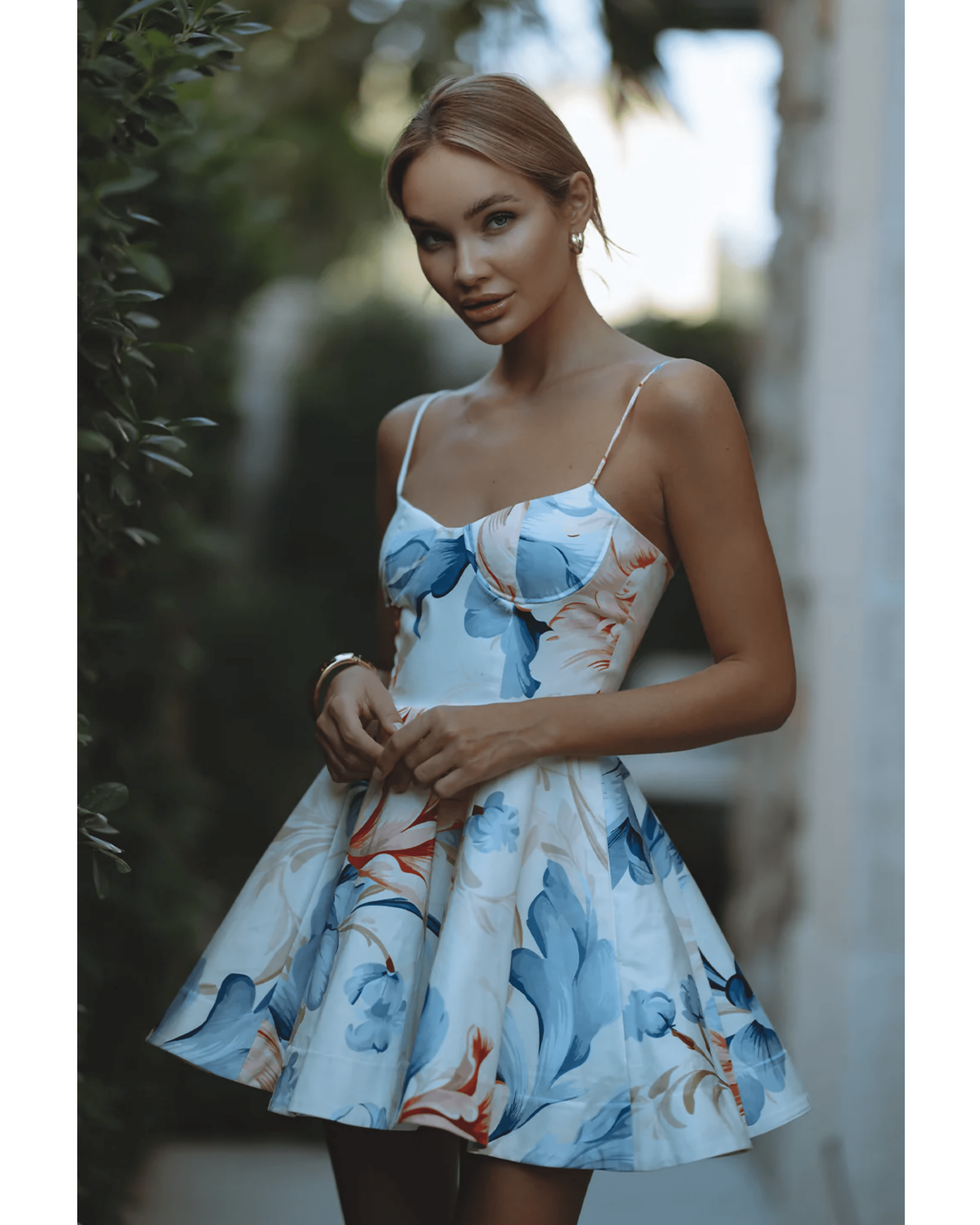 Mallory Mini Dress - Endless - UAE Rental and Resale for Women's Fashion