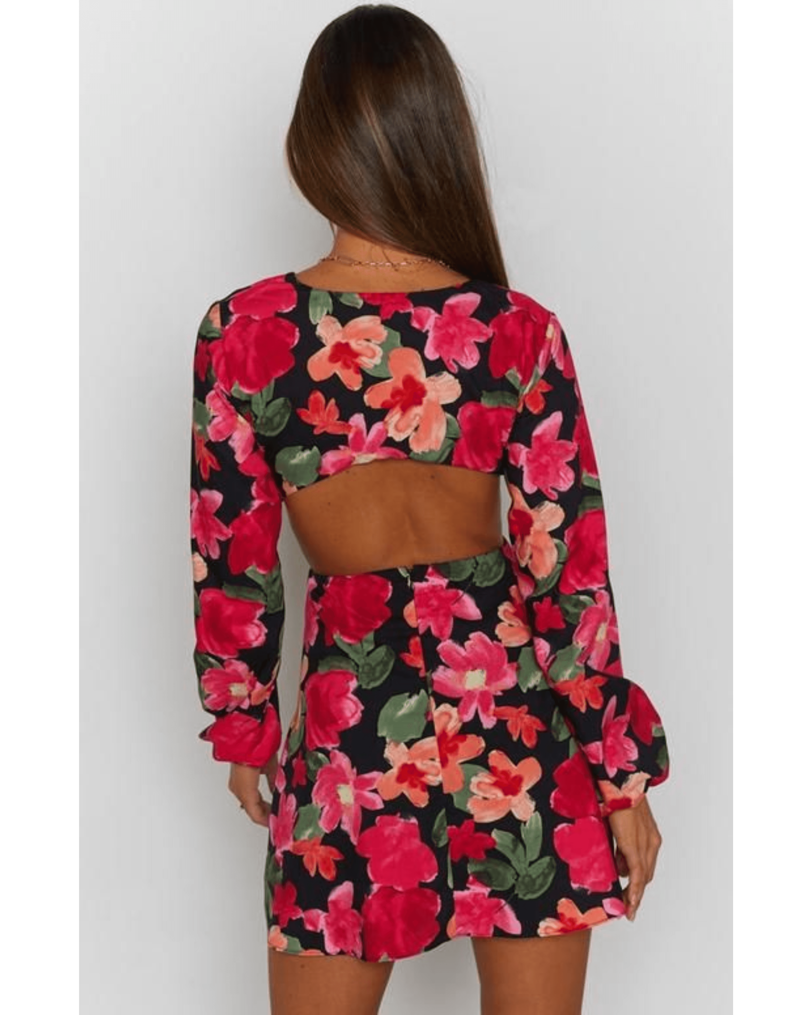 Mars Twist Mini Dress - Endless - UAE Rental and Resale for Women's Fashion