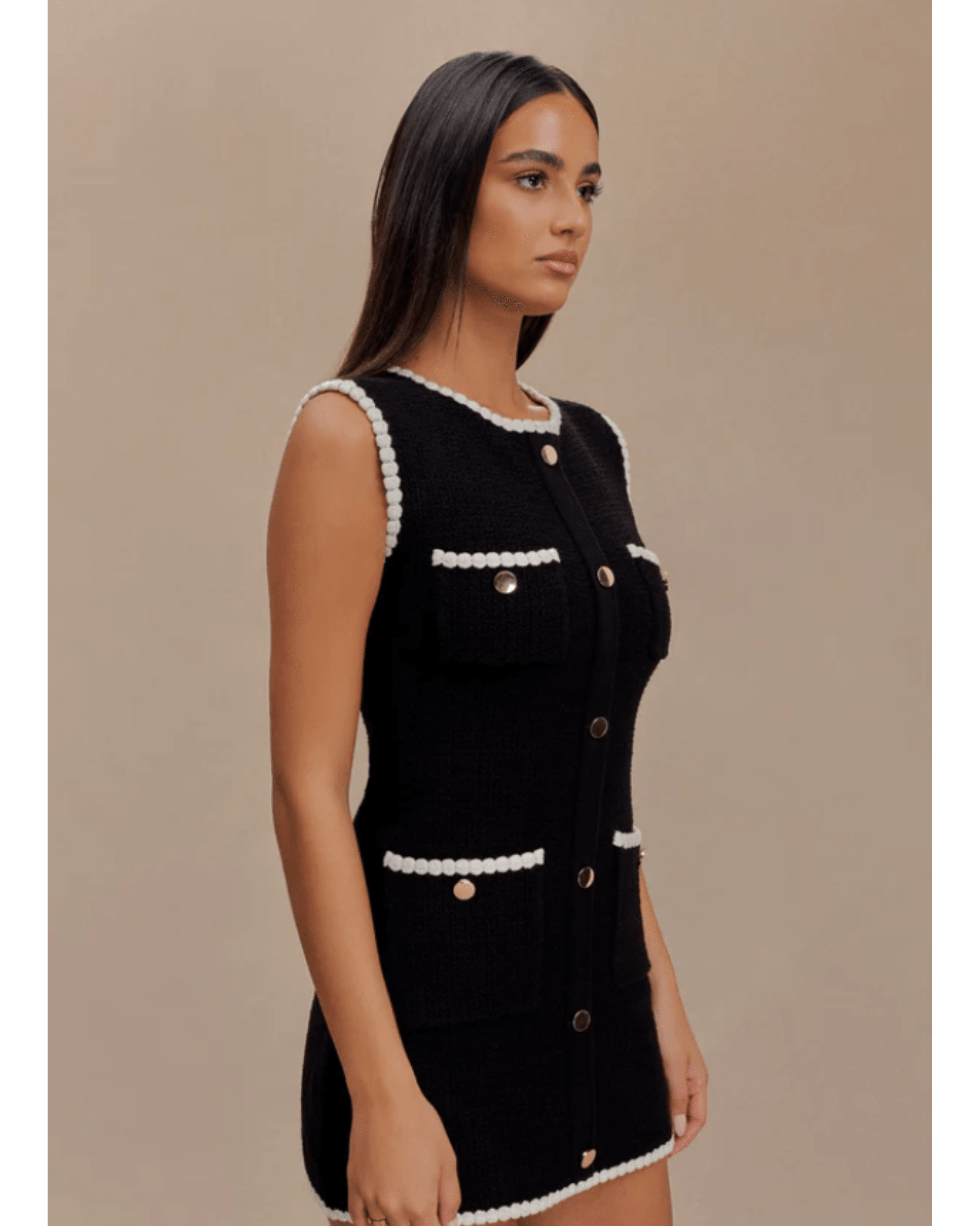 Mia Contrast Knit Mini Dress - Endless - UAE Rental and Resale for Women's Fashion