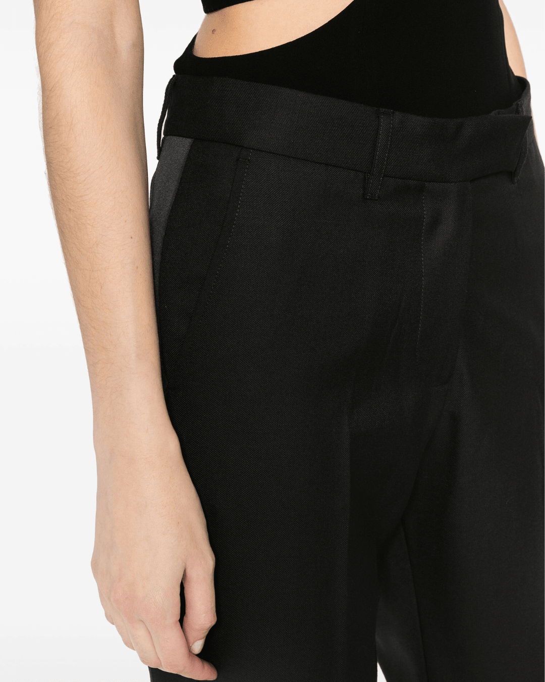 Mick Cigarette Tuxedo Trousers - Endless - UAE Rental and Resale for Women's Fashion