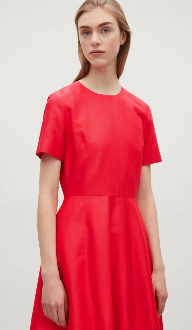 Midi Bubble Dres in Red - Endless