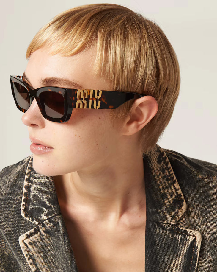 Miu Glimpse Sunglasses - Endless - UAE Rental and Resale for Women's Fashion