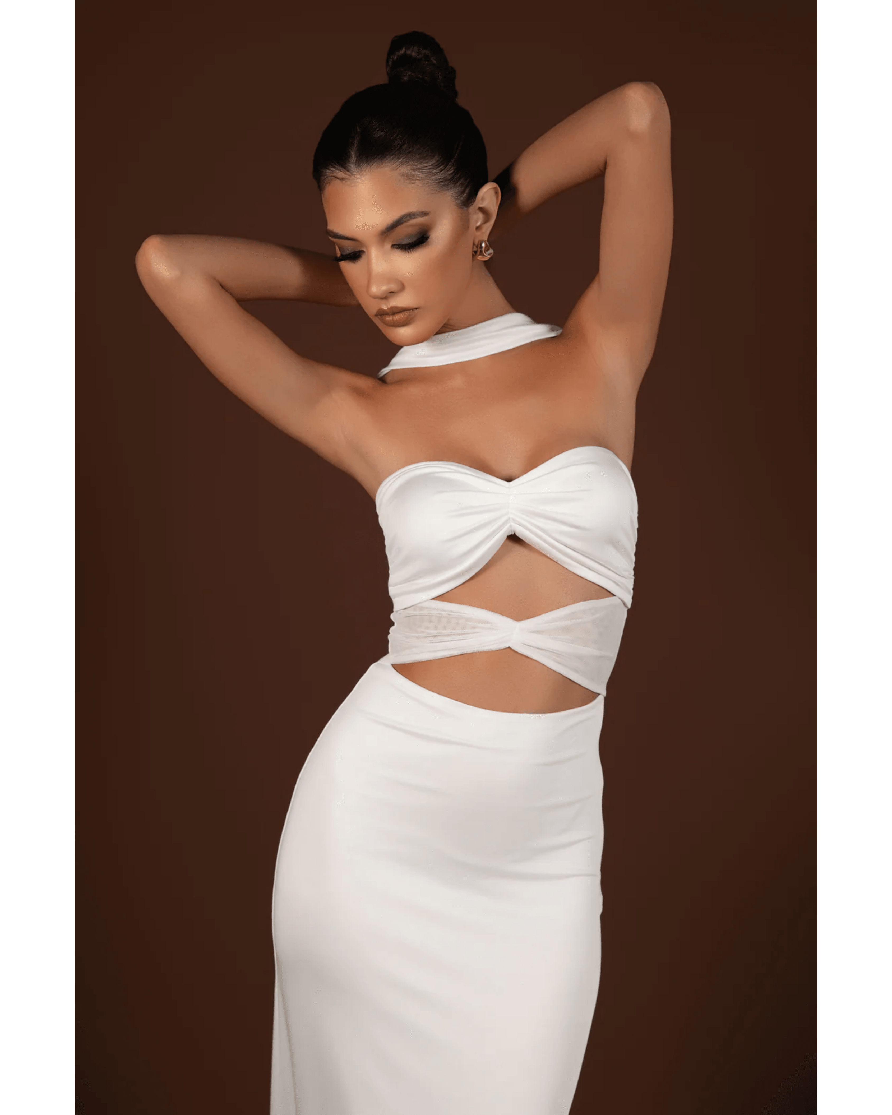 Monique Maxi Dress White - Endless - UAE Rental and Resale for Women's Fashion