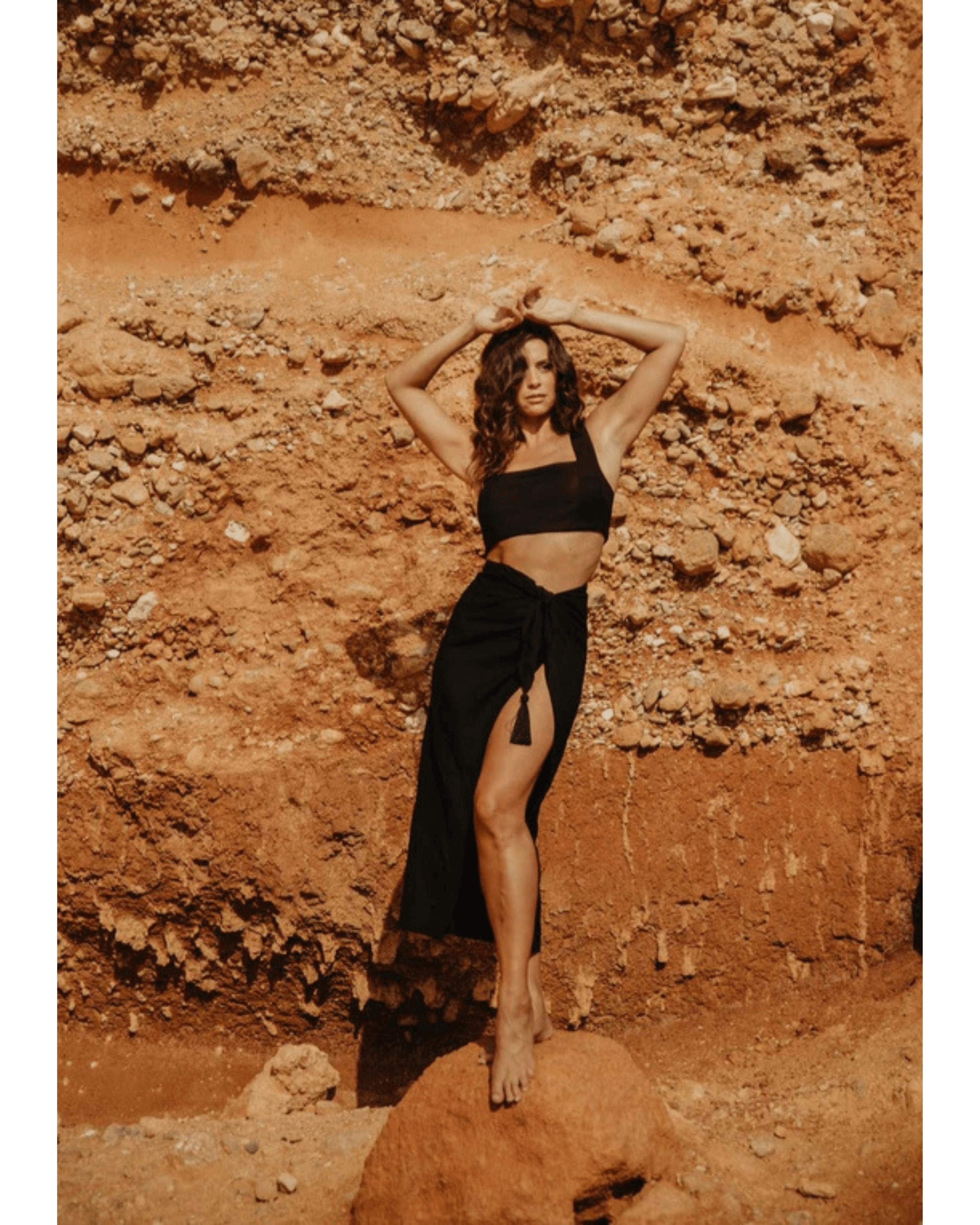 Nanaya Crop Top - Endless - UAE Rental and Resale for Women's Fashion