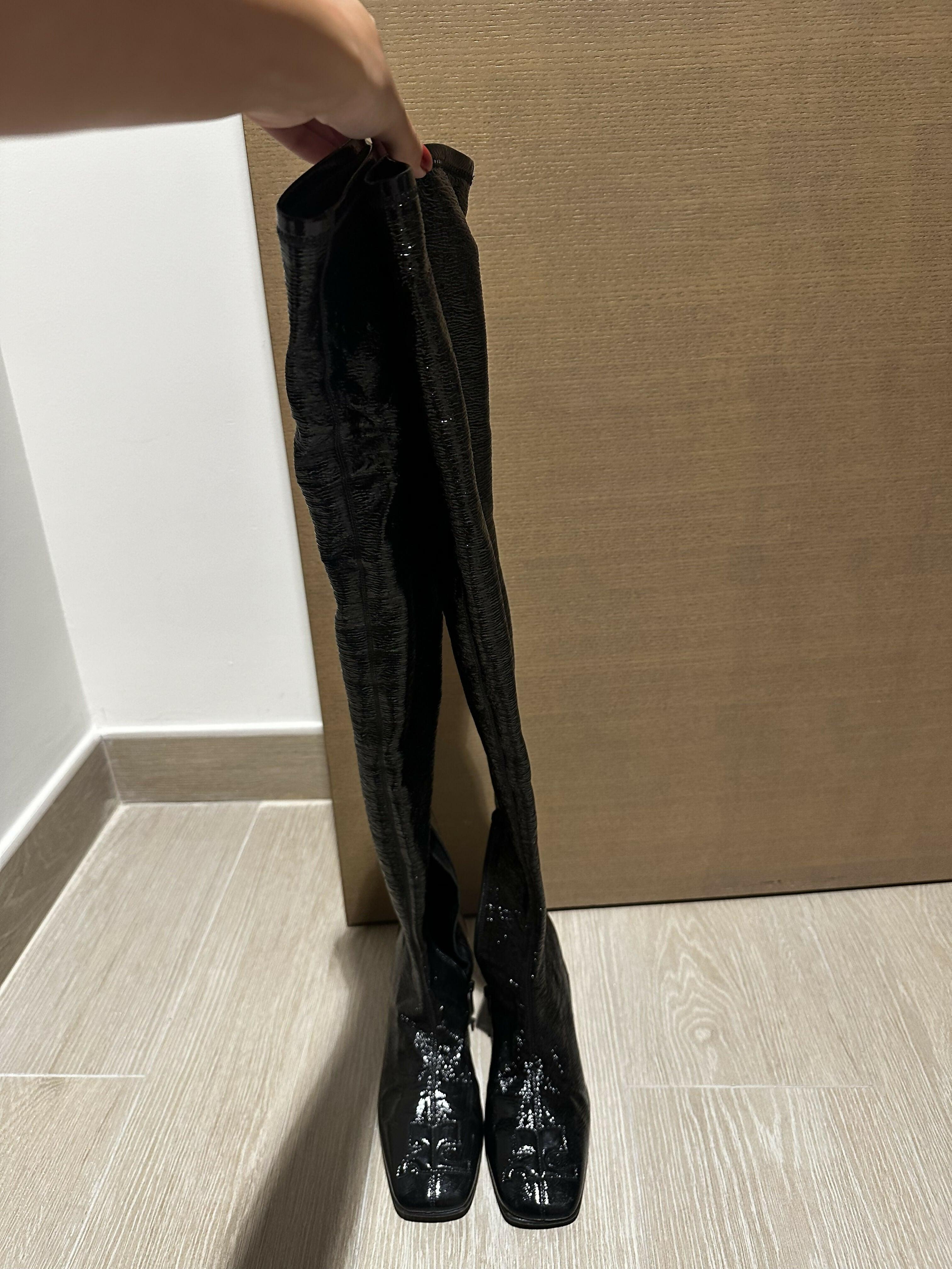 Over-The-Knee Logo Boots - Endless - UAE Rental and Resale for Women's Fashion